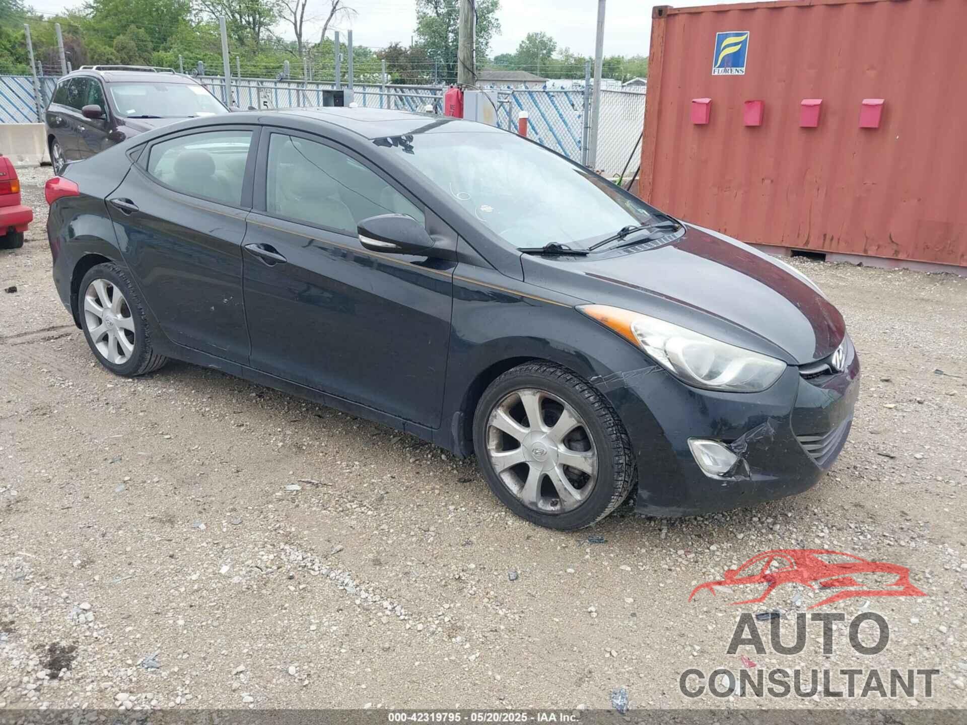 HYUNDAI ELANTRA 2013 - 5NPDH4AE5DH279806