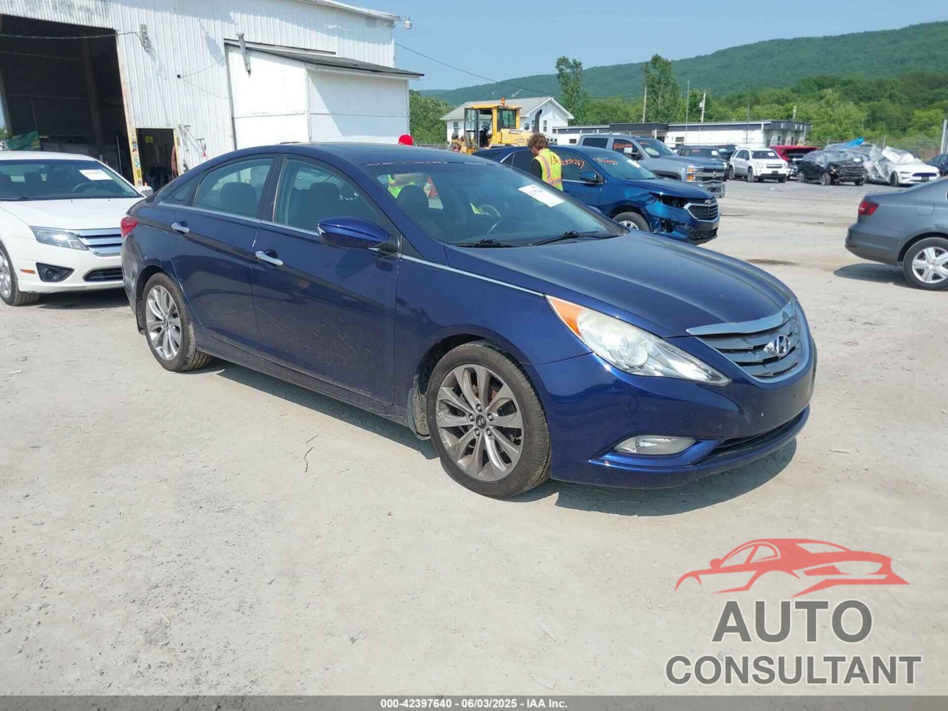 HYUNDAI SONATA 2011 - 5NPEC4AC2BH125200