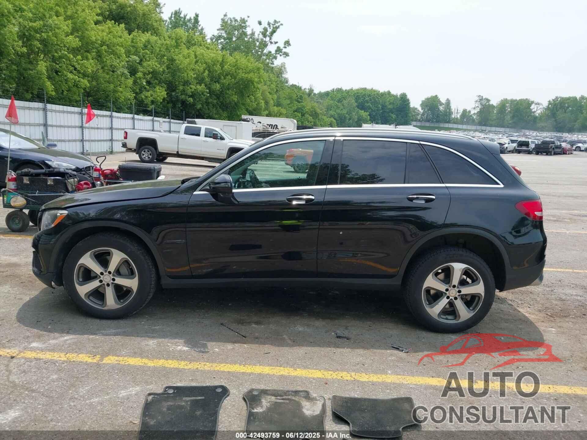 MERCEDES-BENZ GLC 300 2017 - WDC0G4KB5HF140727