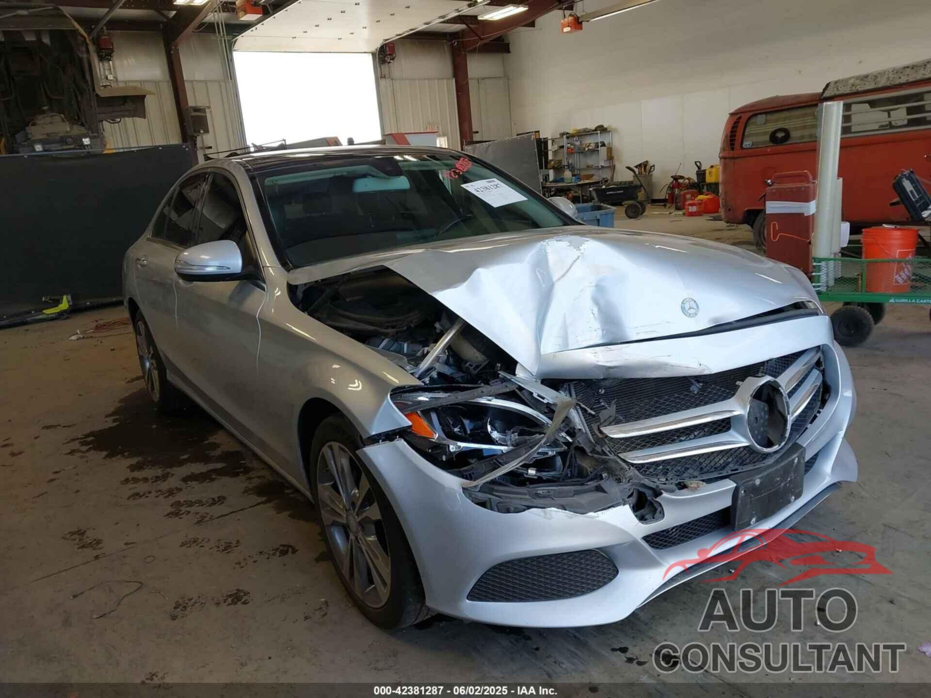MERCEDES-BENZ C 300 2015 - 55SWF4KB5FU094335