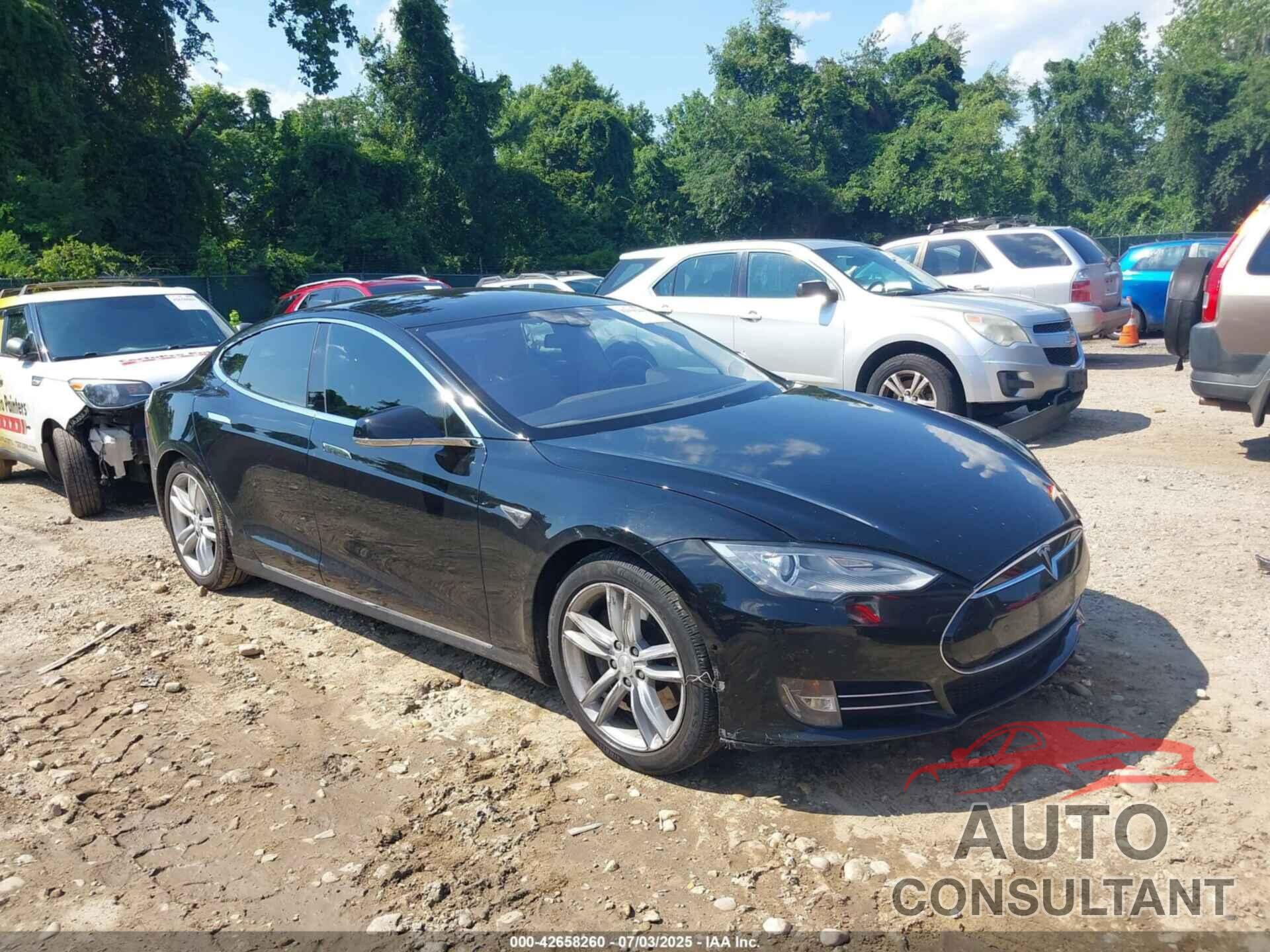 TESLA MODEL S 2015 - 5YJSA1S21FF096872