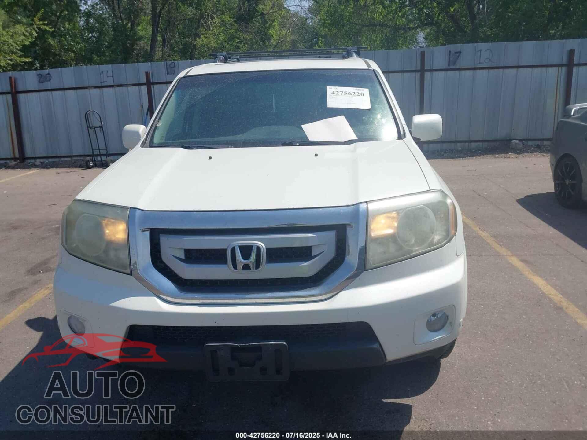 HONDA PILOT 2011 - 5FNYF4H92BB071796
