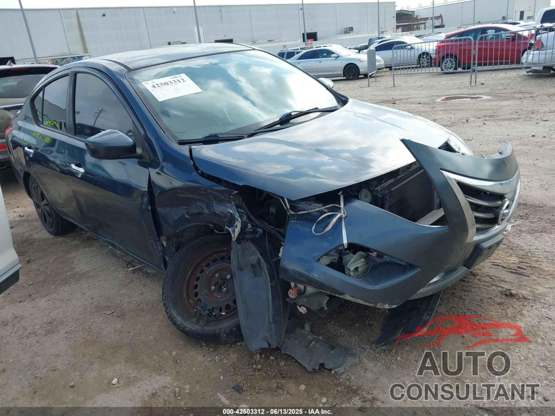 NISSAN VERSA 2017 - 3N1CN7AP9HL879504