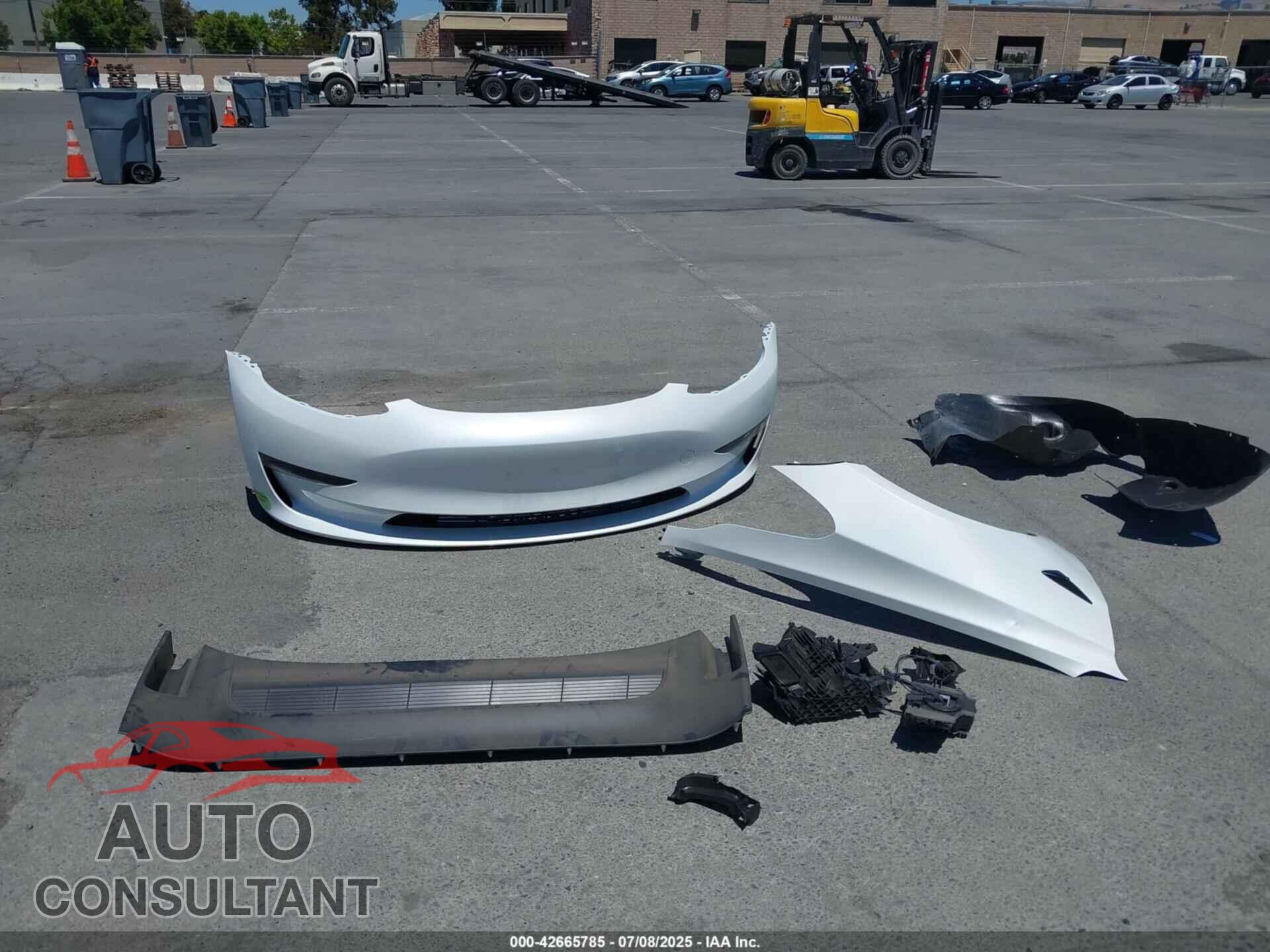 TESLA MODEL 3 2023 - 5YJ3E1EA4PF454754