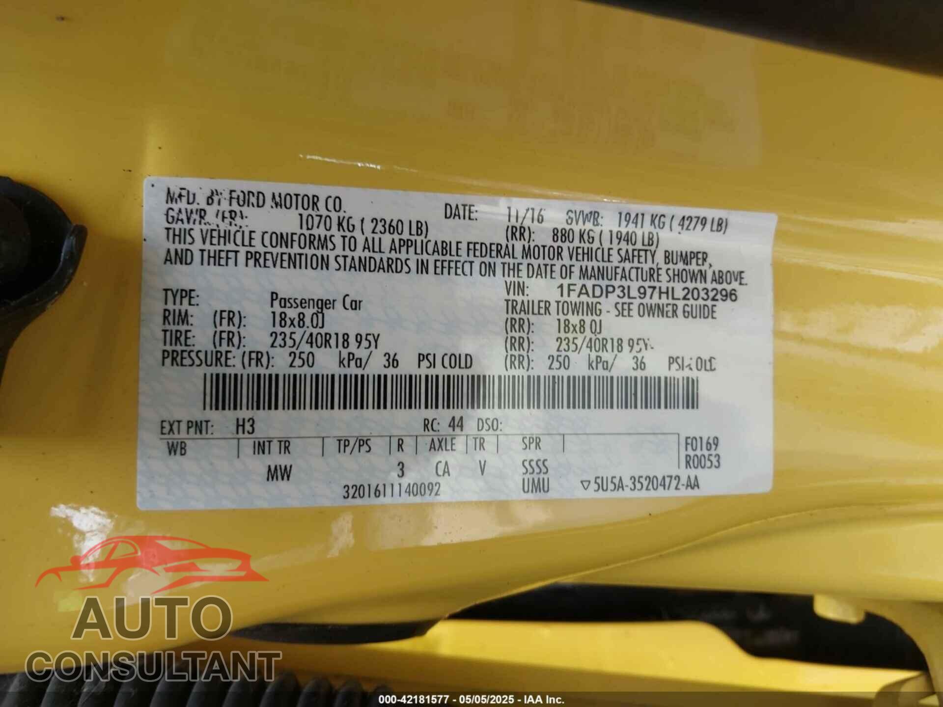 FORD FOCUS ST 2017 - 1FADP3L97HL203296