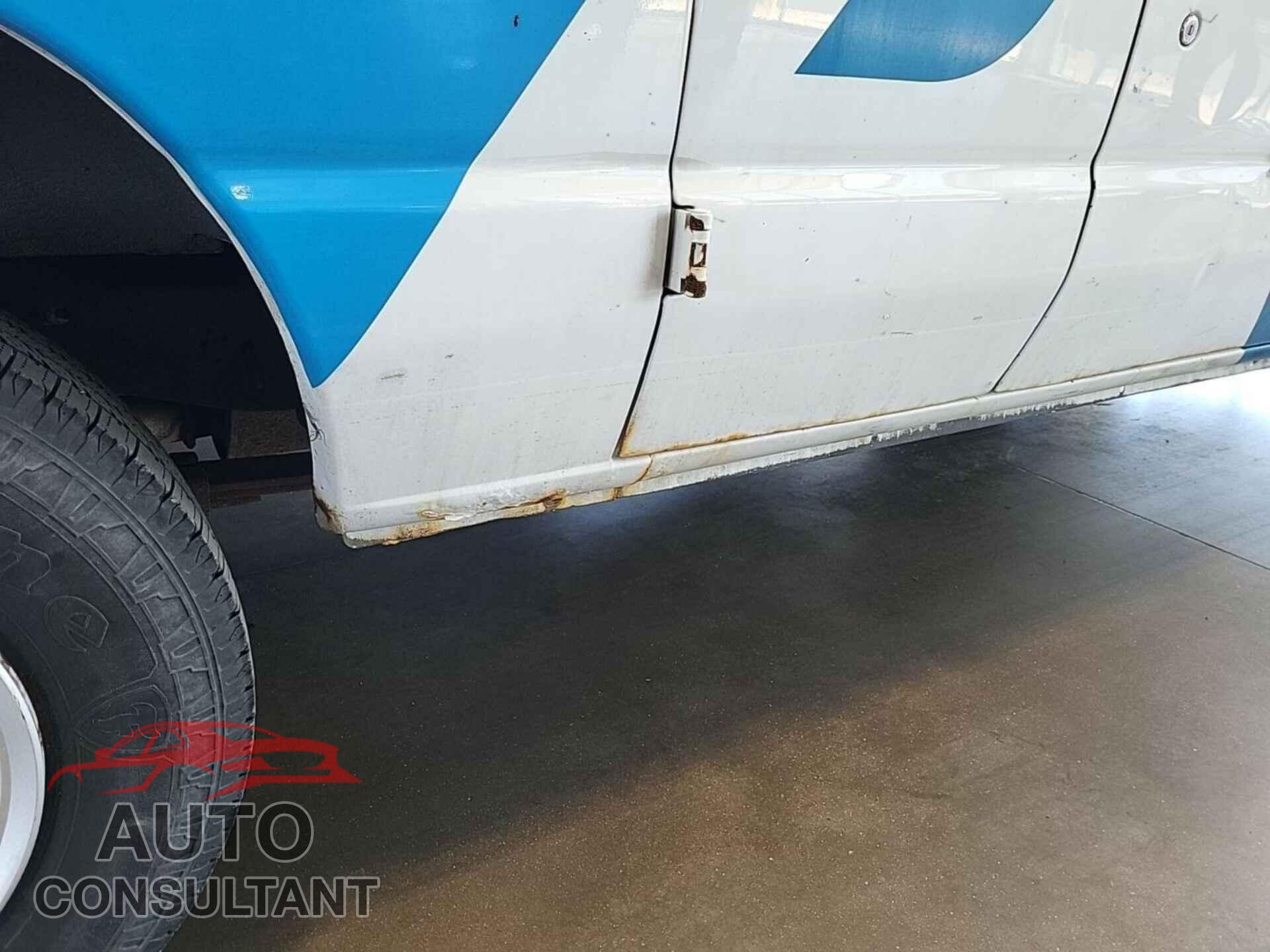 FORD ECONOLINE 2011 - 1FTNE2EL8BDA18523