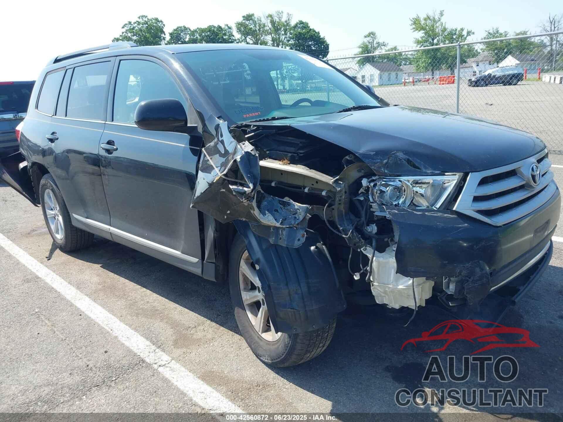 TOYOTA HIGHLANDER 2013 - 5TDBK3EH4DS189449
