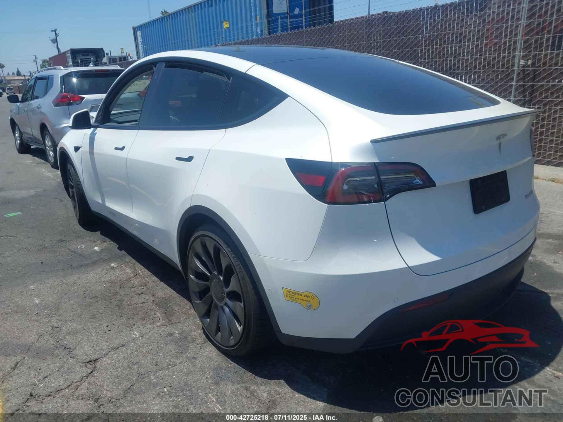 TESLA MODEL Y 2022 - 7SAYGDEFXNF486556
