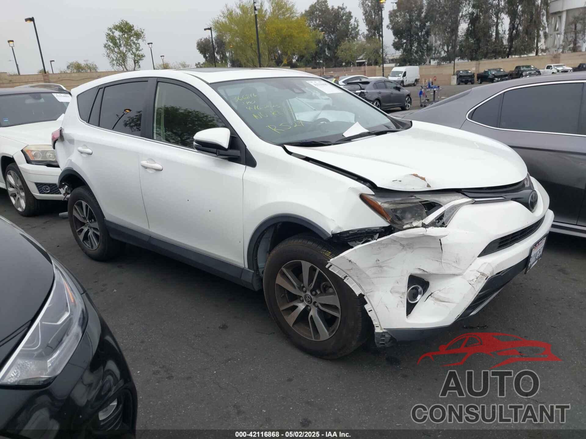 TOYOTA RAV4 2018 - JTMWFREV9JJ732074