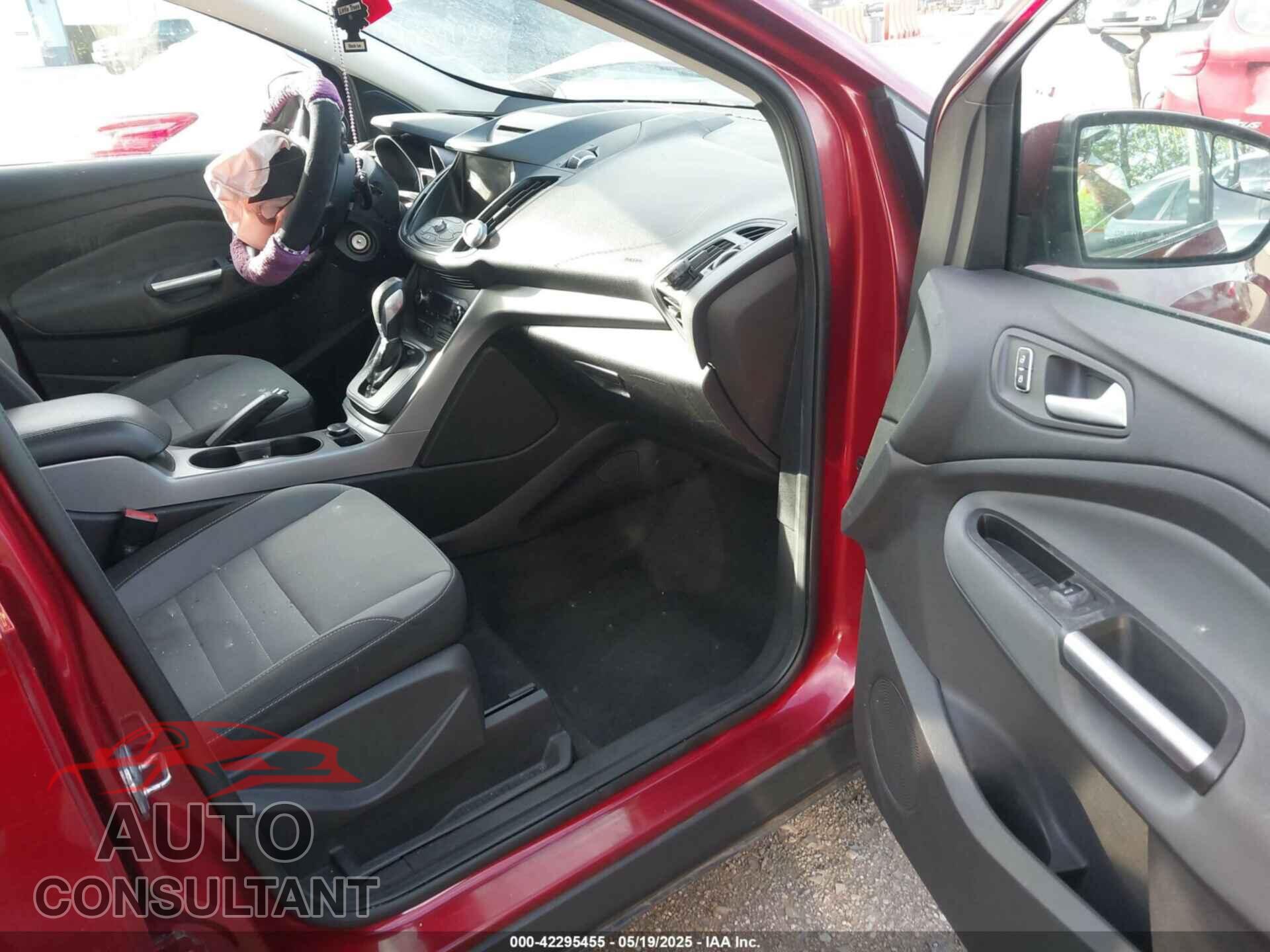 FORD ESCAPE 2013 - 1FMCU0GX8DUA84275