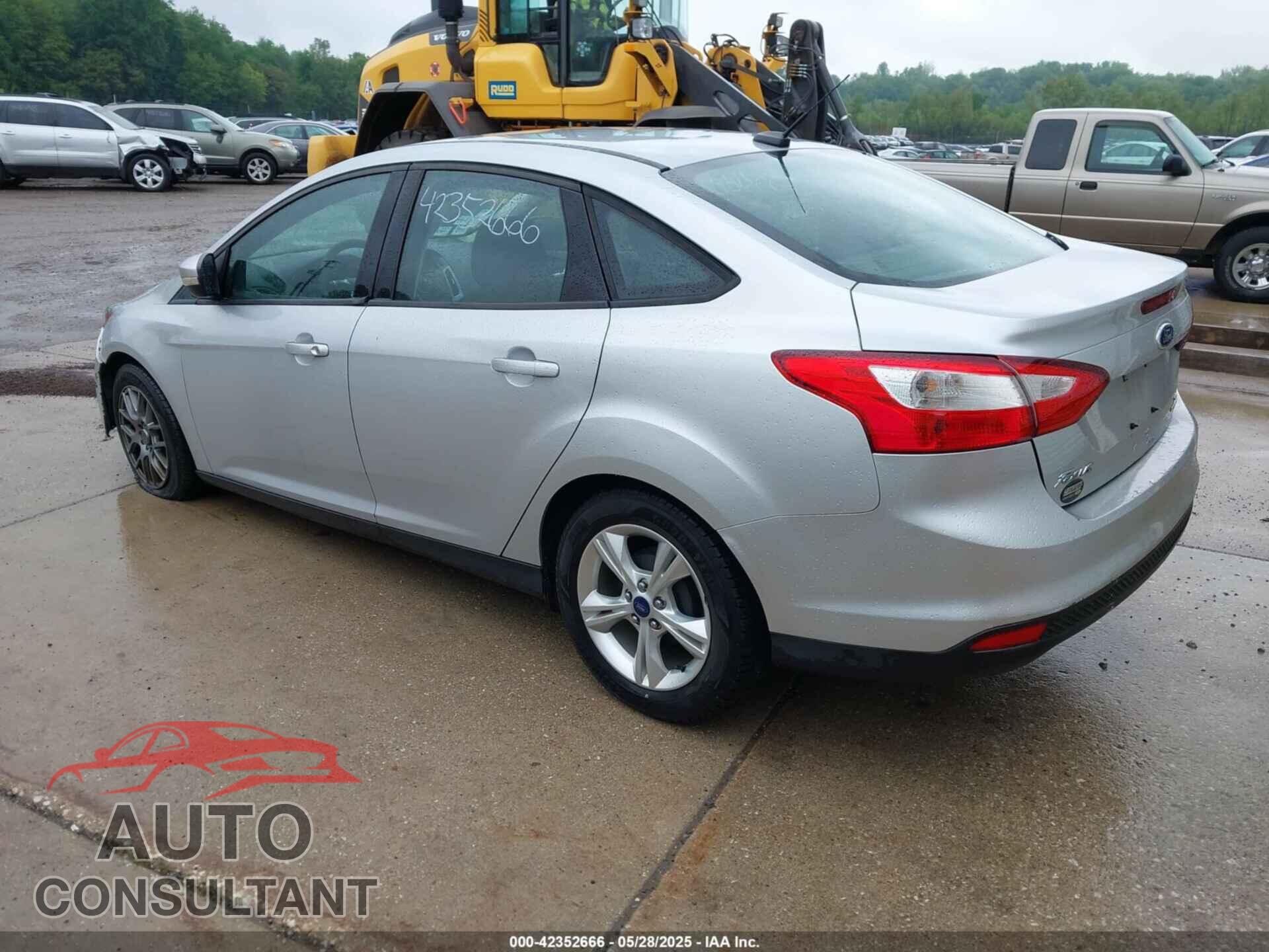 FORD FOCUS 2013 - 1FADP3F27DL332048