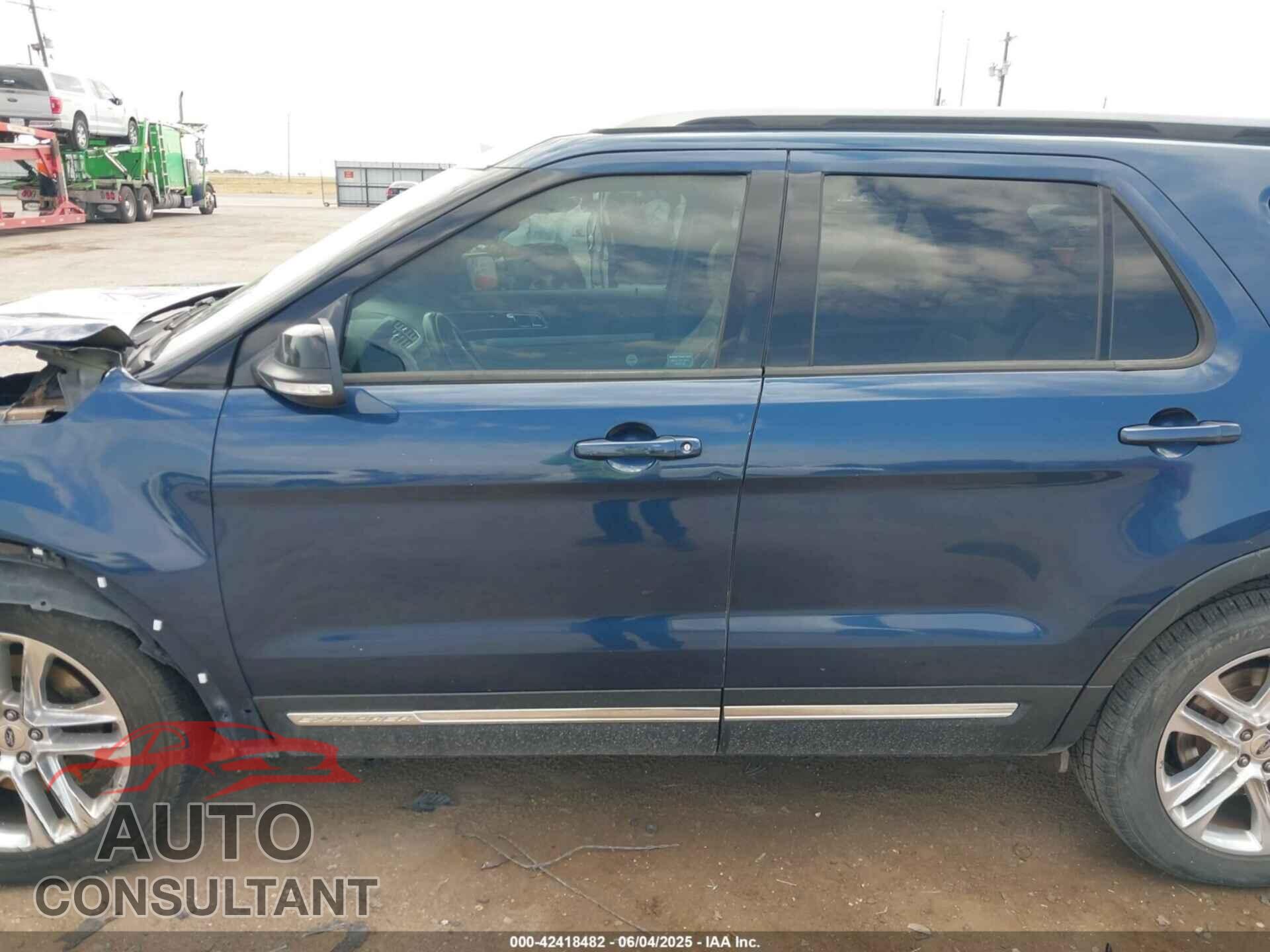 FORD EXPLORER 2017 - 1FM5K7D82HGD85892