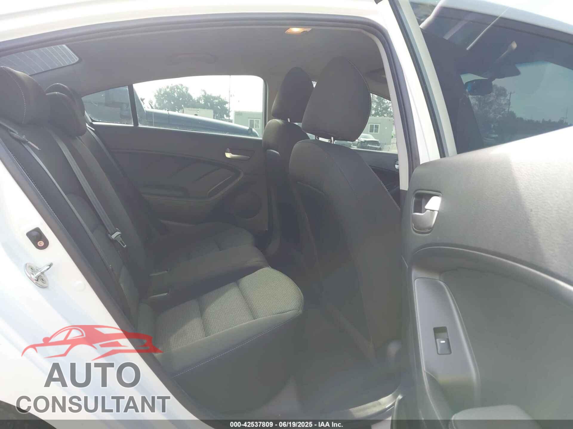 KIA FORTE 2017 - 3KPFK4A78HE112703