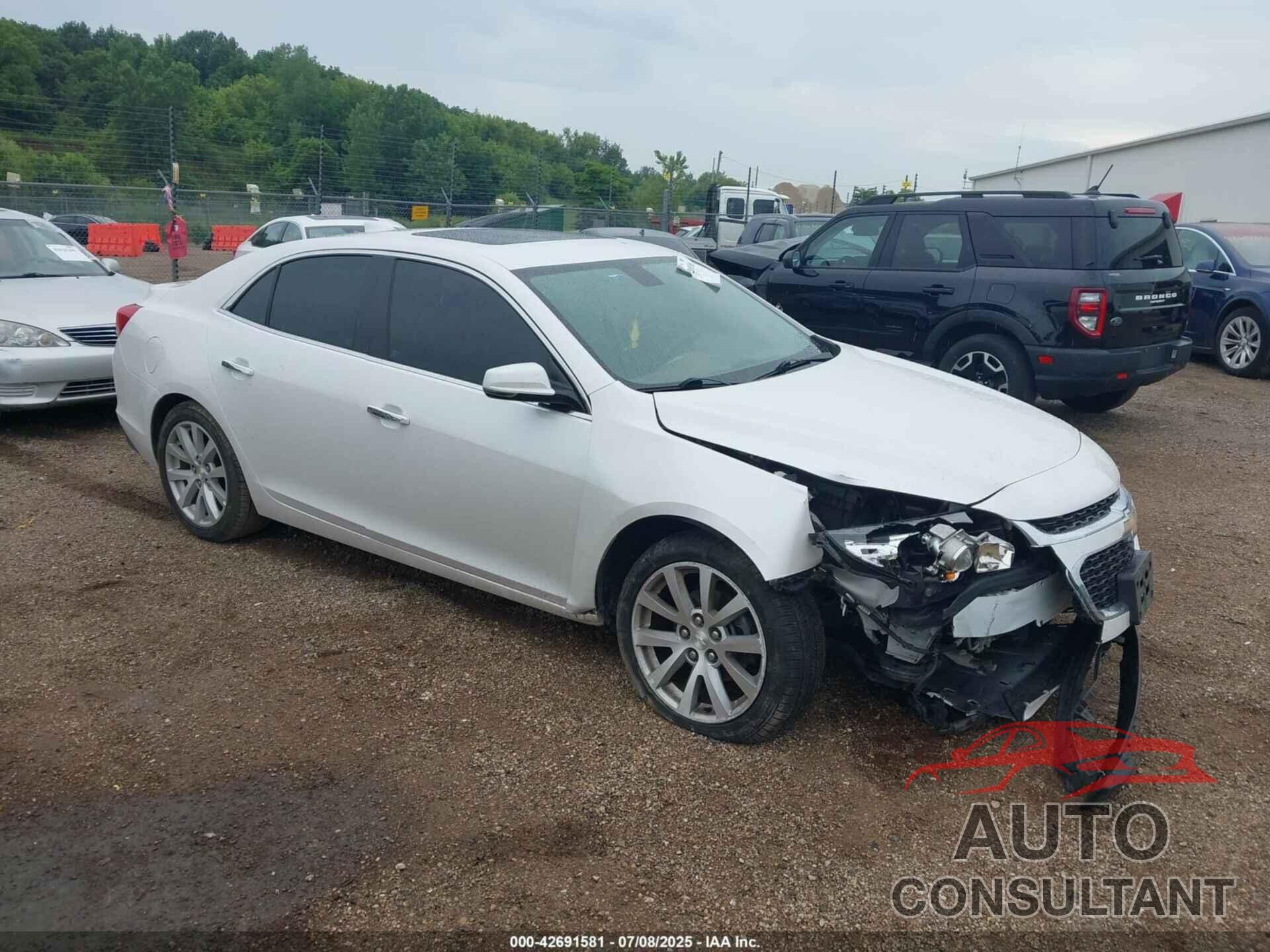 CHEVROLET MALIBU 2015 - 1G11F5SL9FF298845
