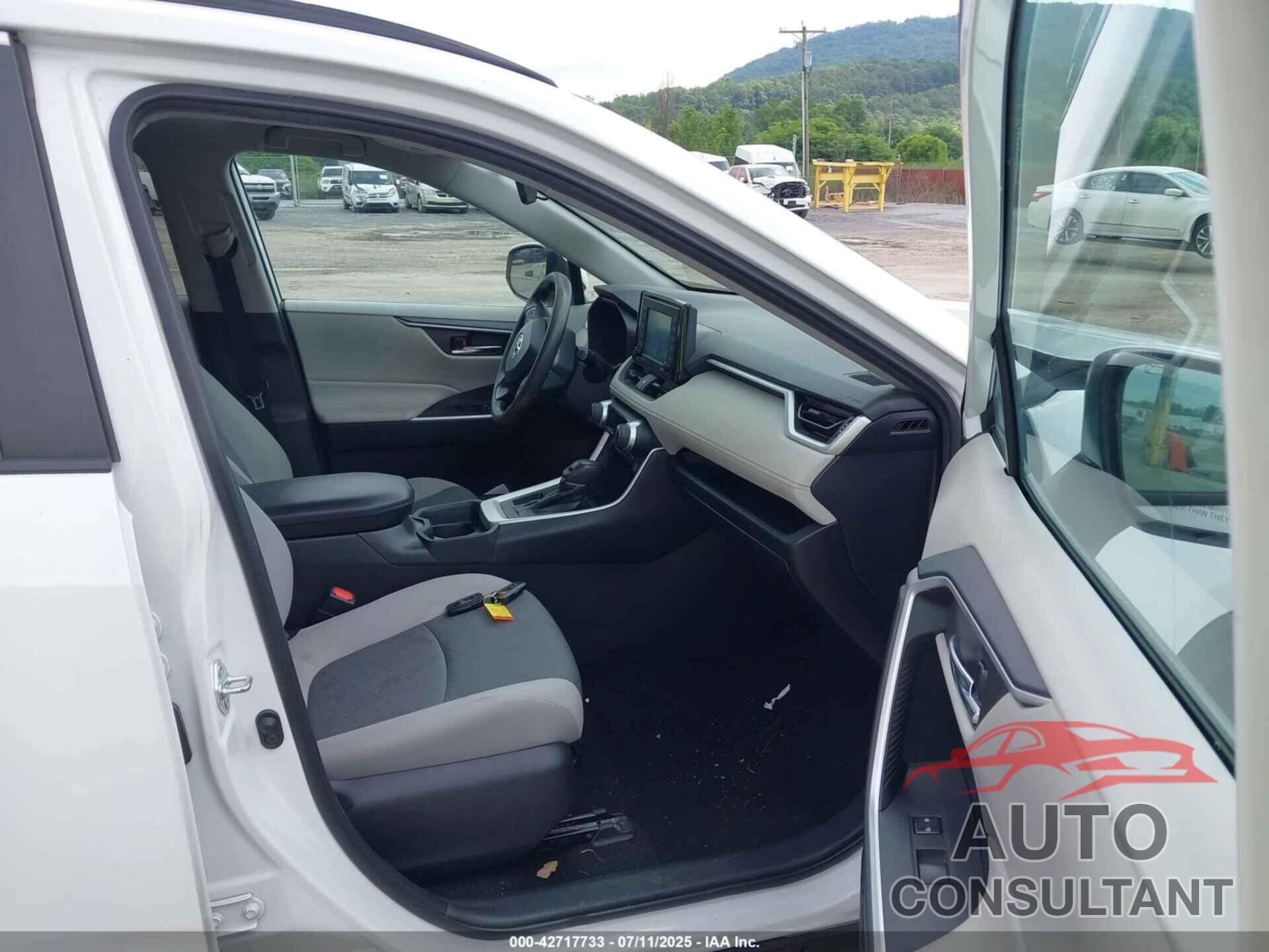TOYOTA RAV4 2021 - 2T3W1RFV9MW116054