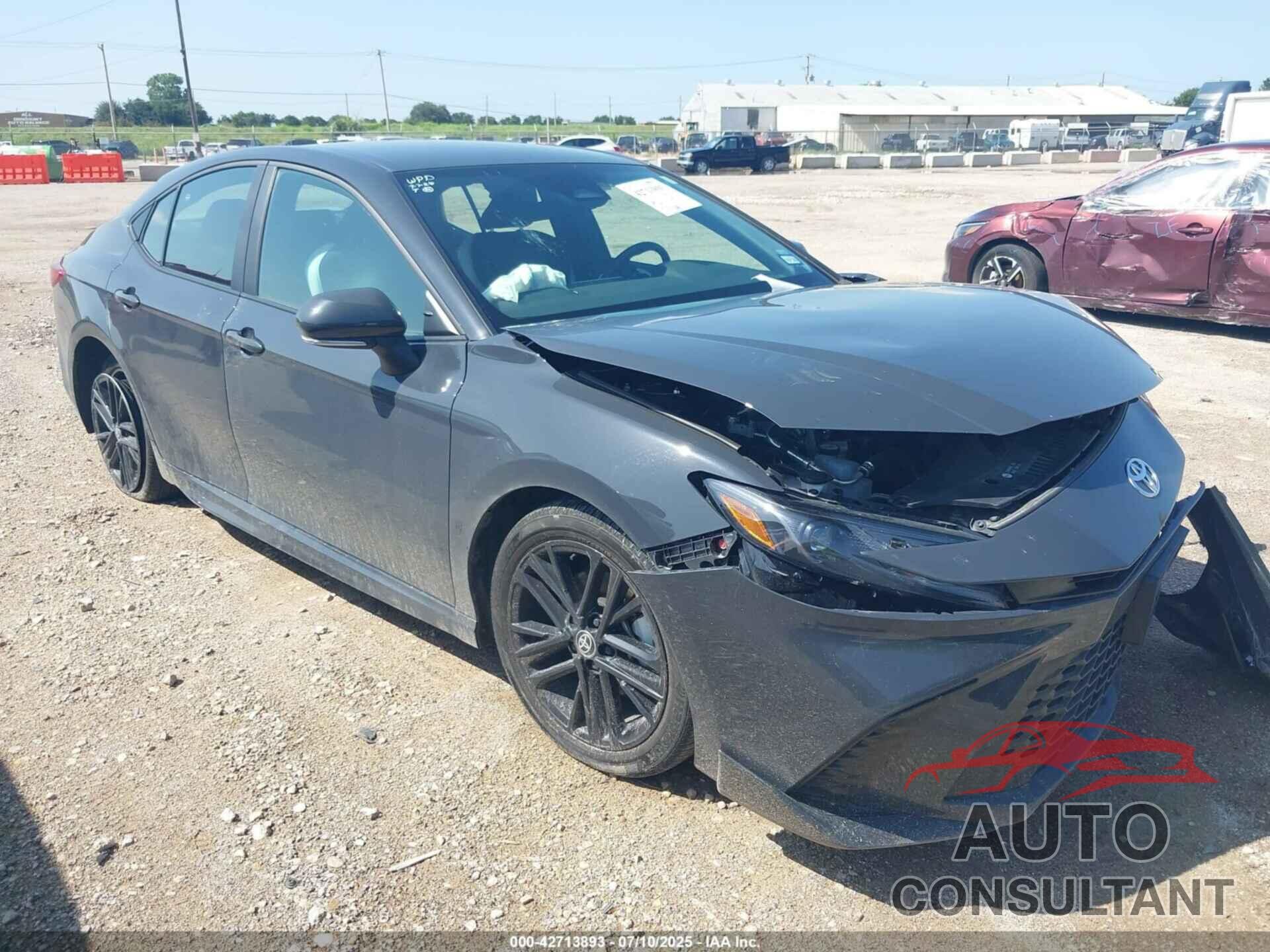 TOYOTA CAMRY 2025 - 4T1DAACK0SU553966