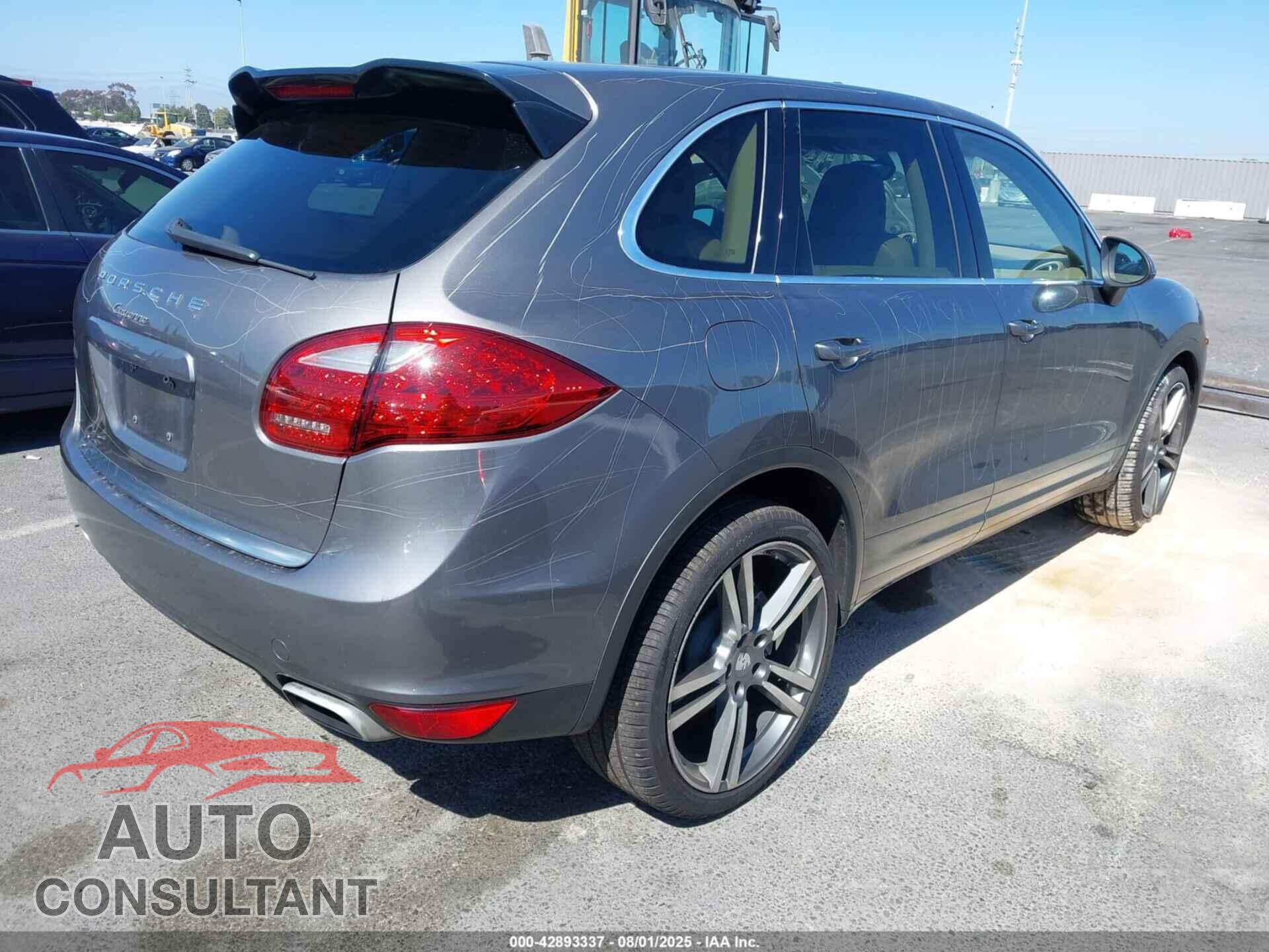 PORSCHE CAYENNE 2012 - WP1AA2A25CLA07119