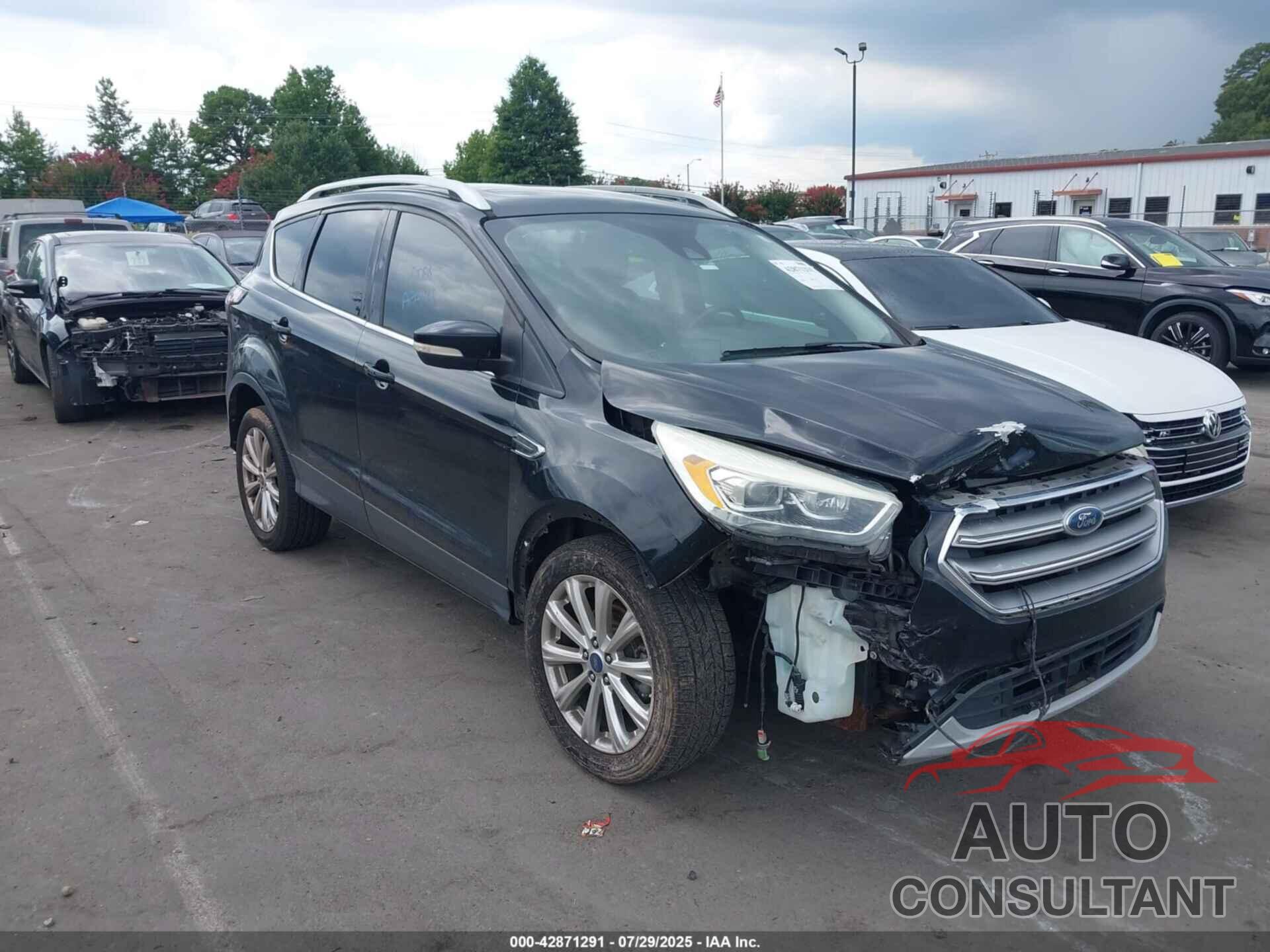 FORD ESCAPE 2017 - 1FMCU0JDXHUA80247