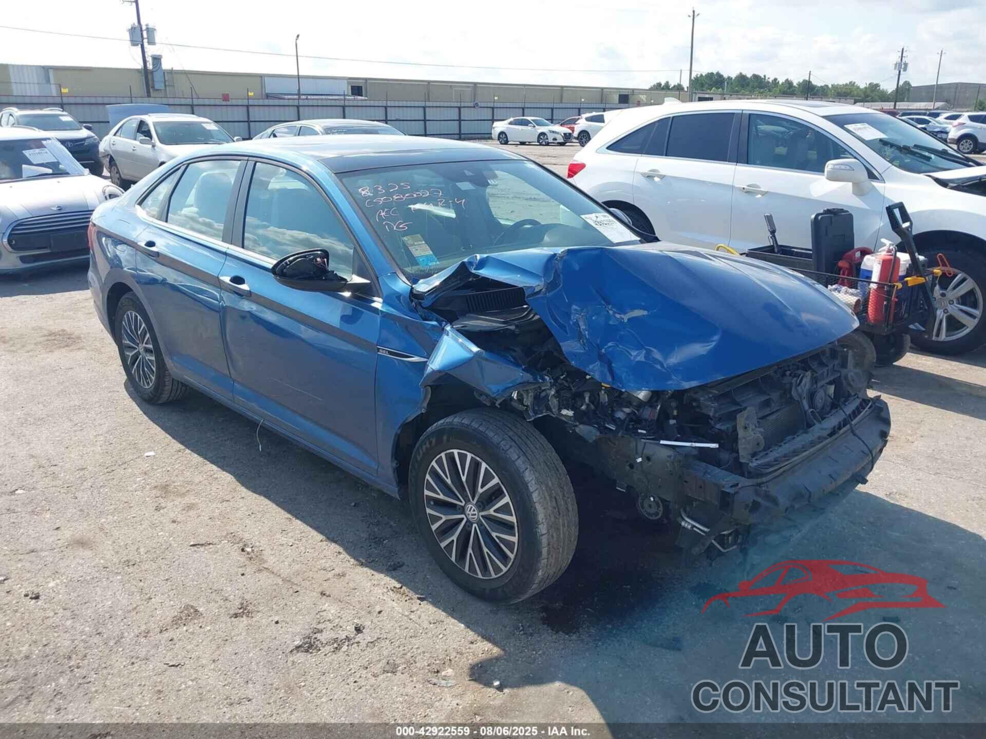 VOLKSWAGEN JETTA 2019 - 3VWE57BU5KM075161