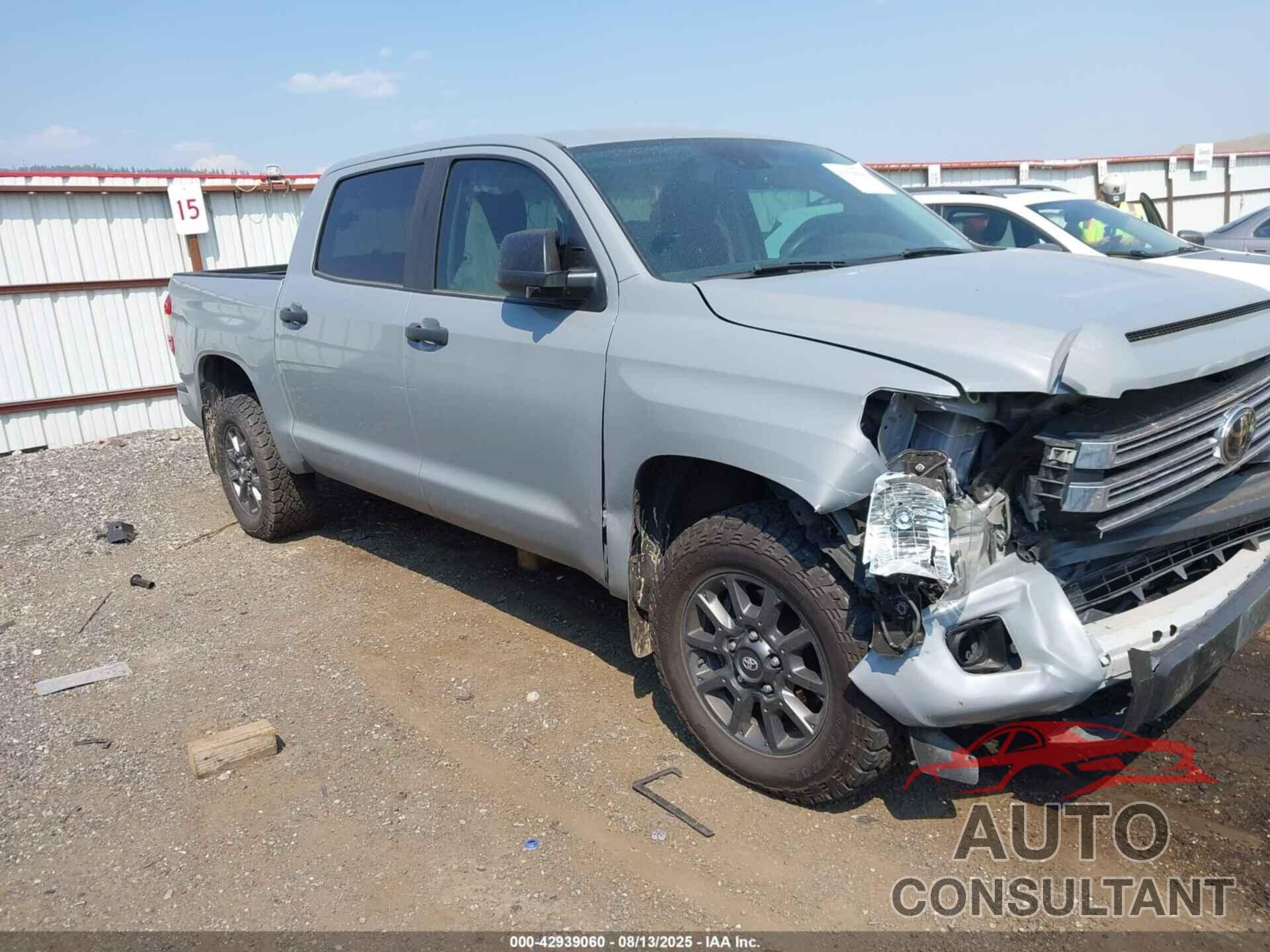 TOYOTA TUNDRA 2021 - 5TFDY5F13MX997175
