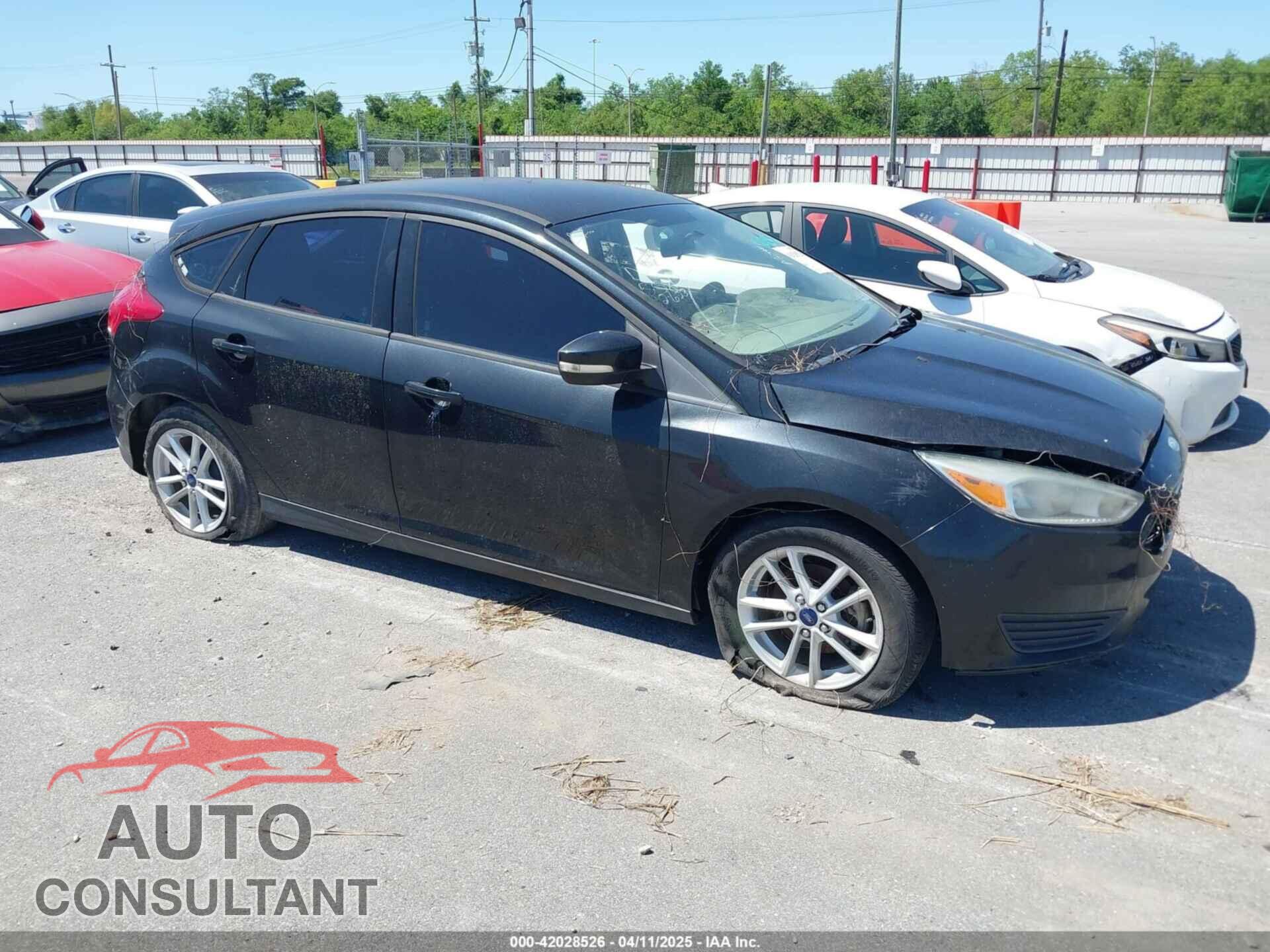 FORD FOCUS 2015 - 1FADP3K25FL223726