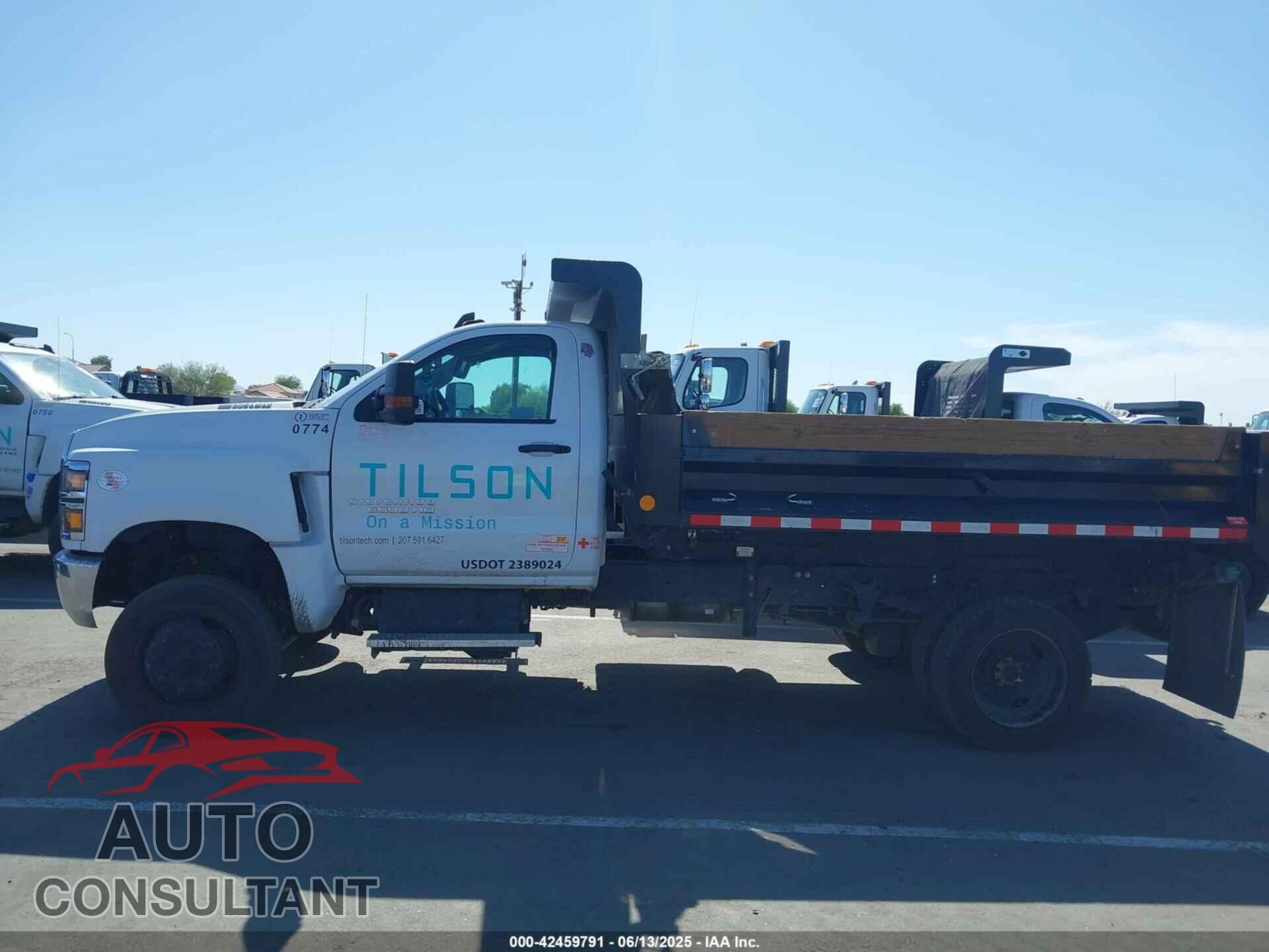 CHEVROLET SILVERADO MD 2023 - 1HTKJPVM5PH508022