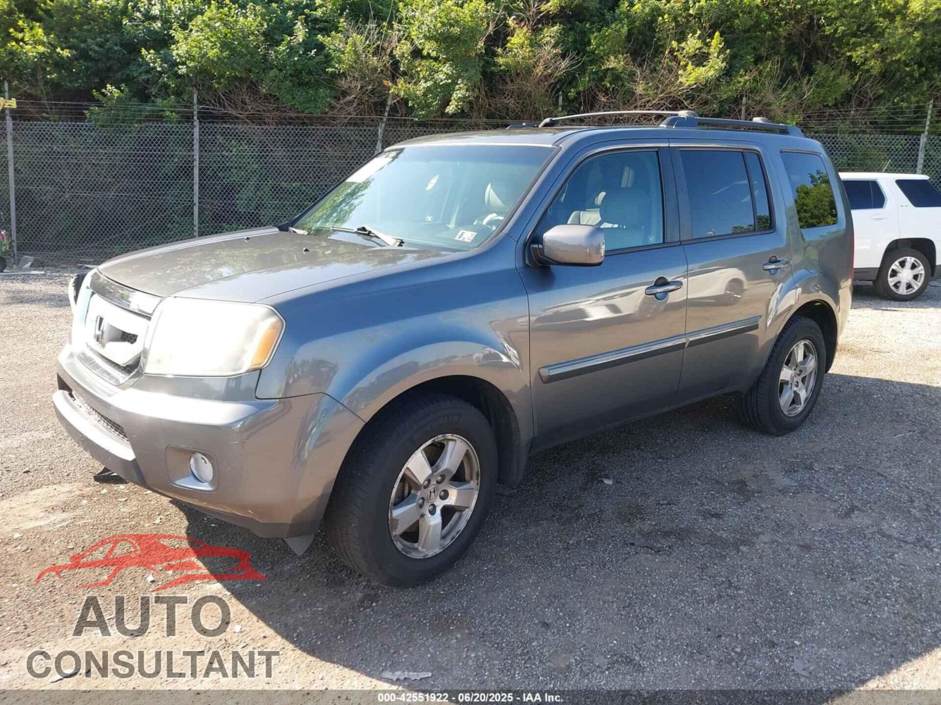 HONDA PILOT 2011 - 5FNYF4H56BB069918