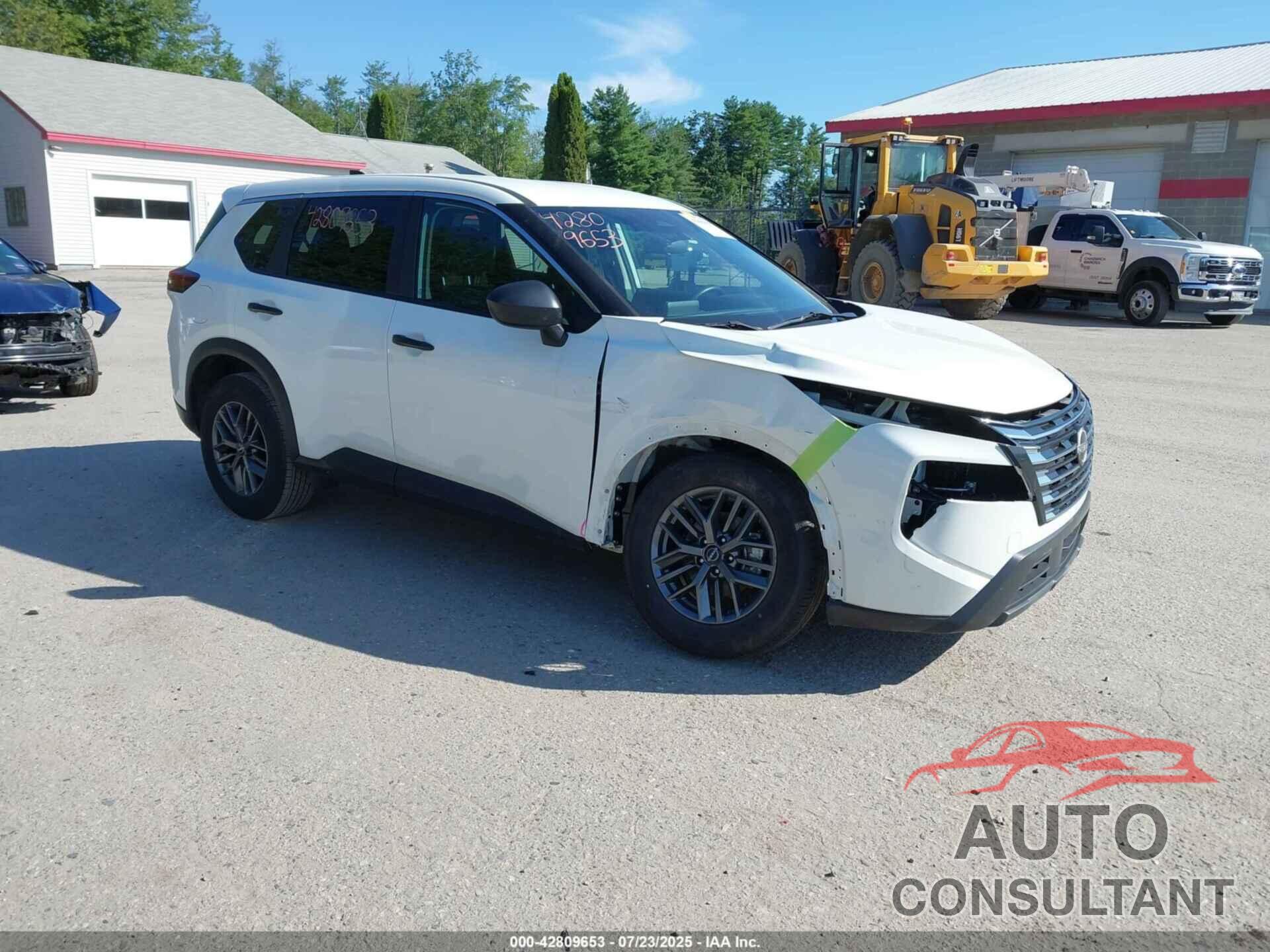 NISSAN ROGUE 2024 - 5N1BT3AA5RC684656
