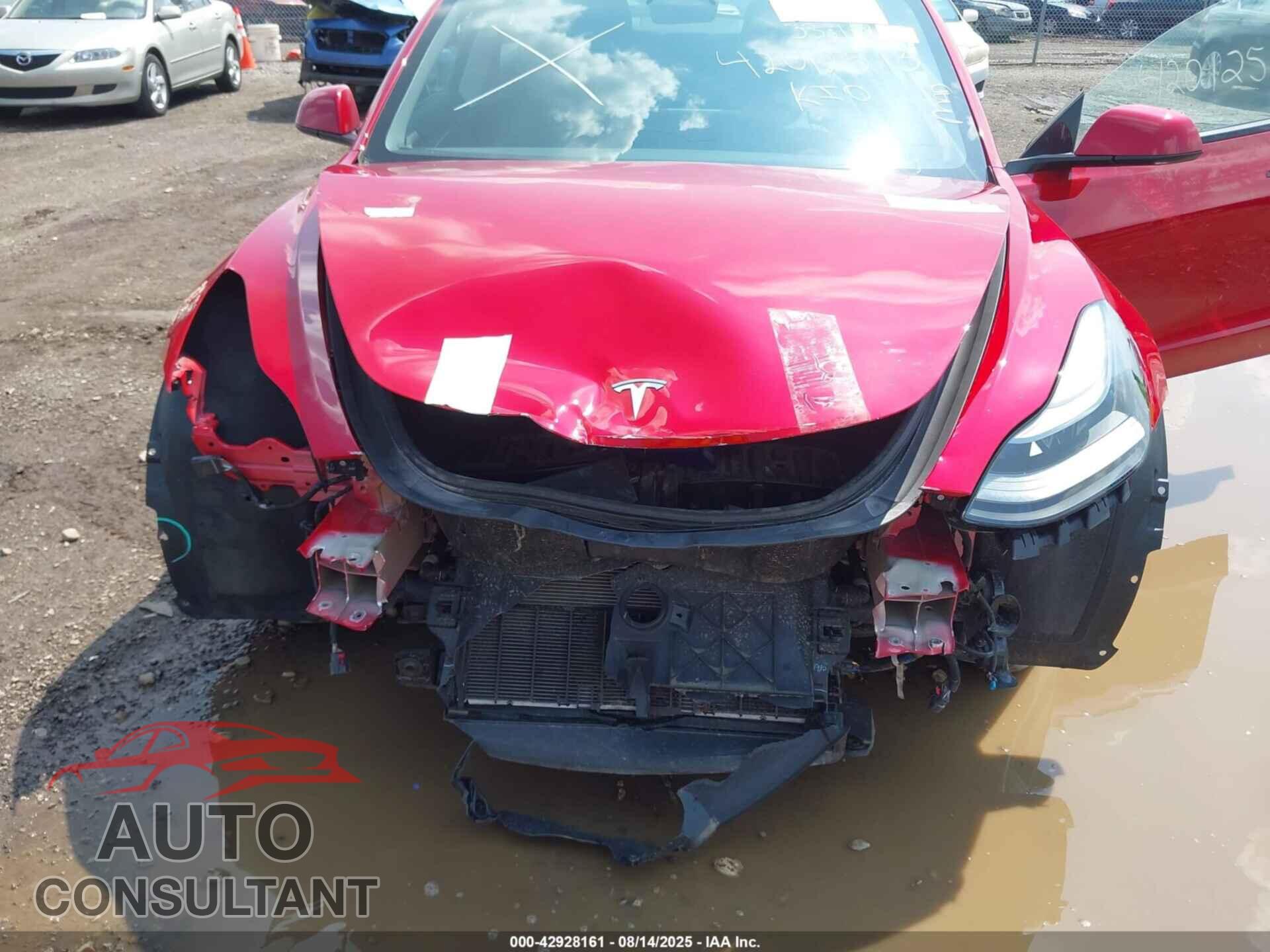TESLA MODEL 3 2022 - 5YJ3E1EB7NF267000