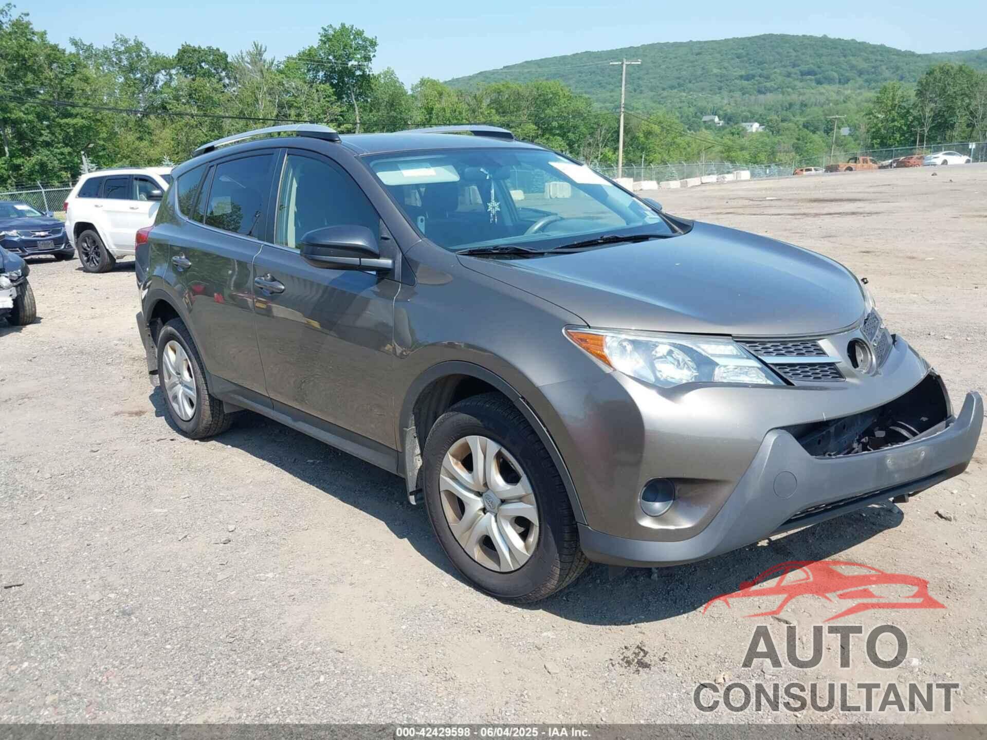 TOYOTA RAV4 2015 - JTMBFREV9FD117691