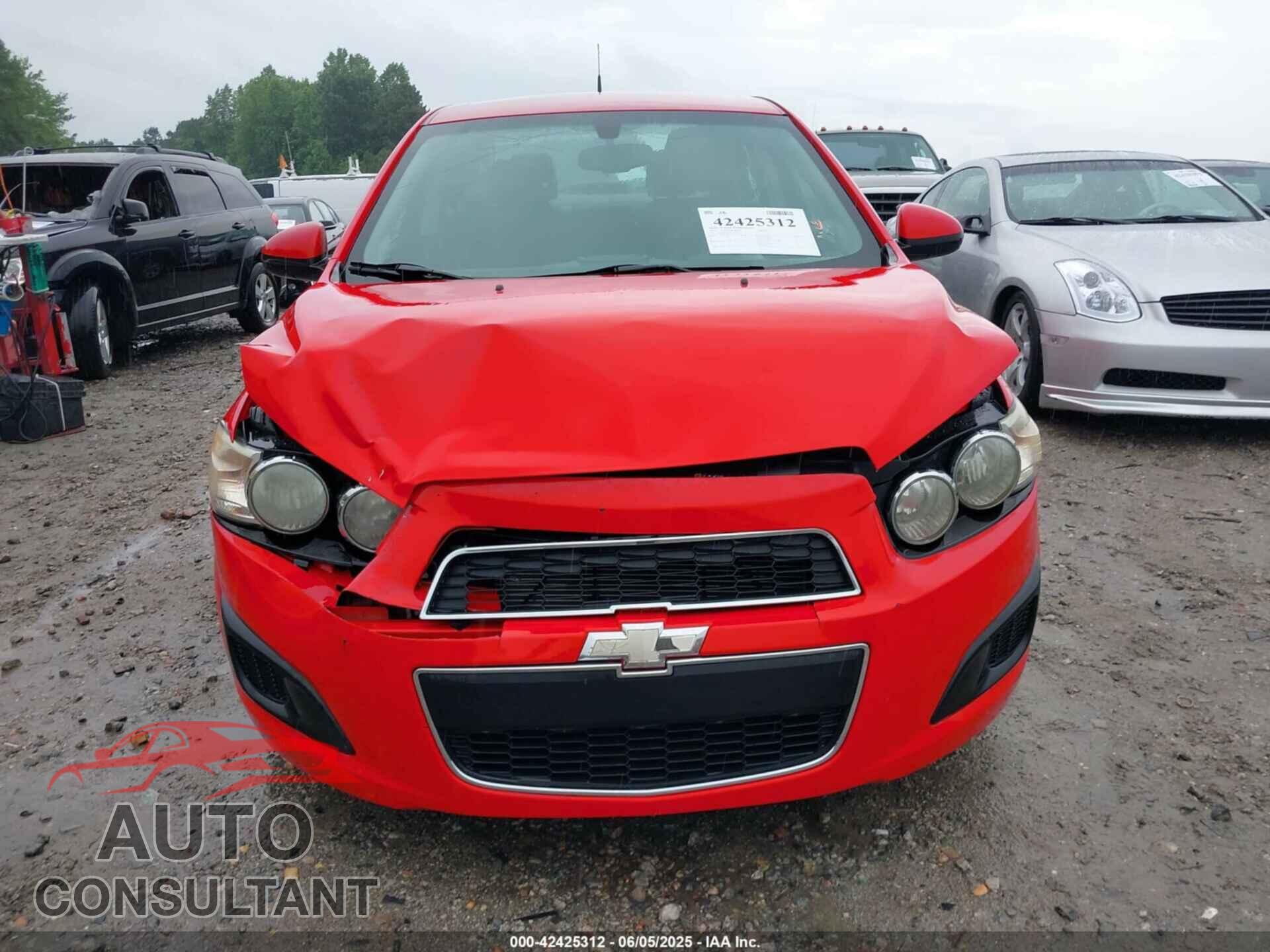 CHEVROLET SONIC 2014 - 1G1JC5SH2E4182174