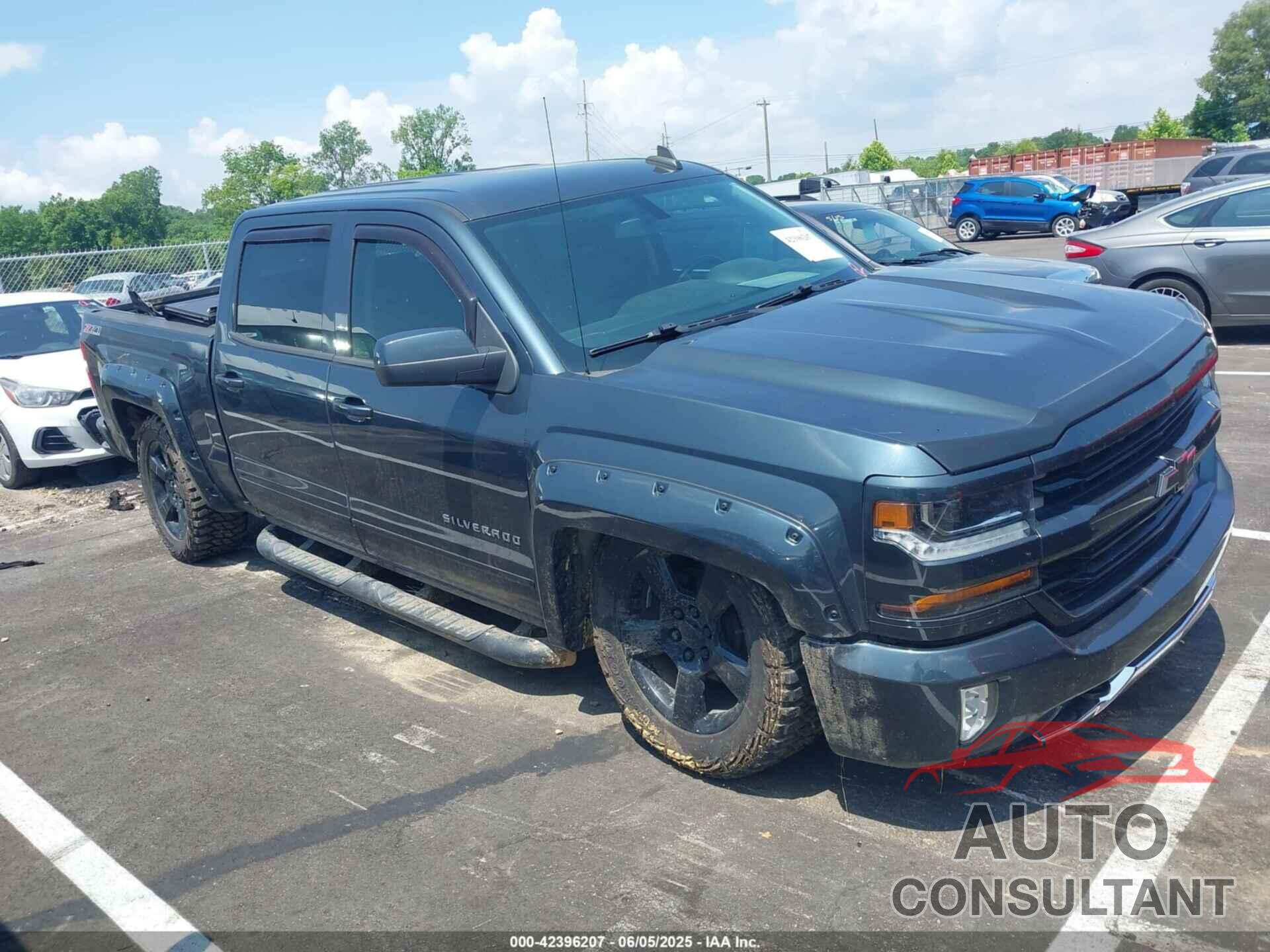 CHEVROLET SILVERADO 1500 2017 - 3GCUKREC5HG226562