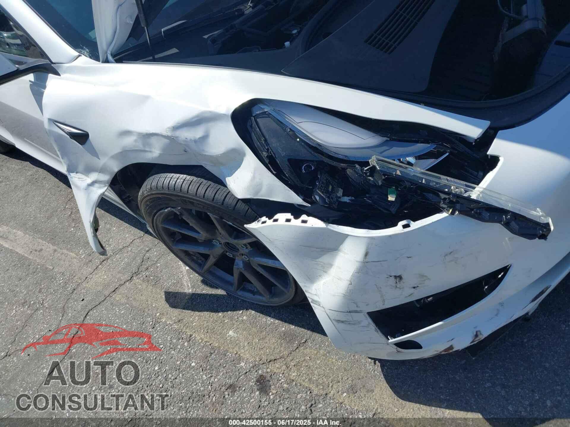 TESLA MODEL 3 2023 - 5YJ3E1EA0PF621448