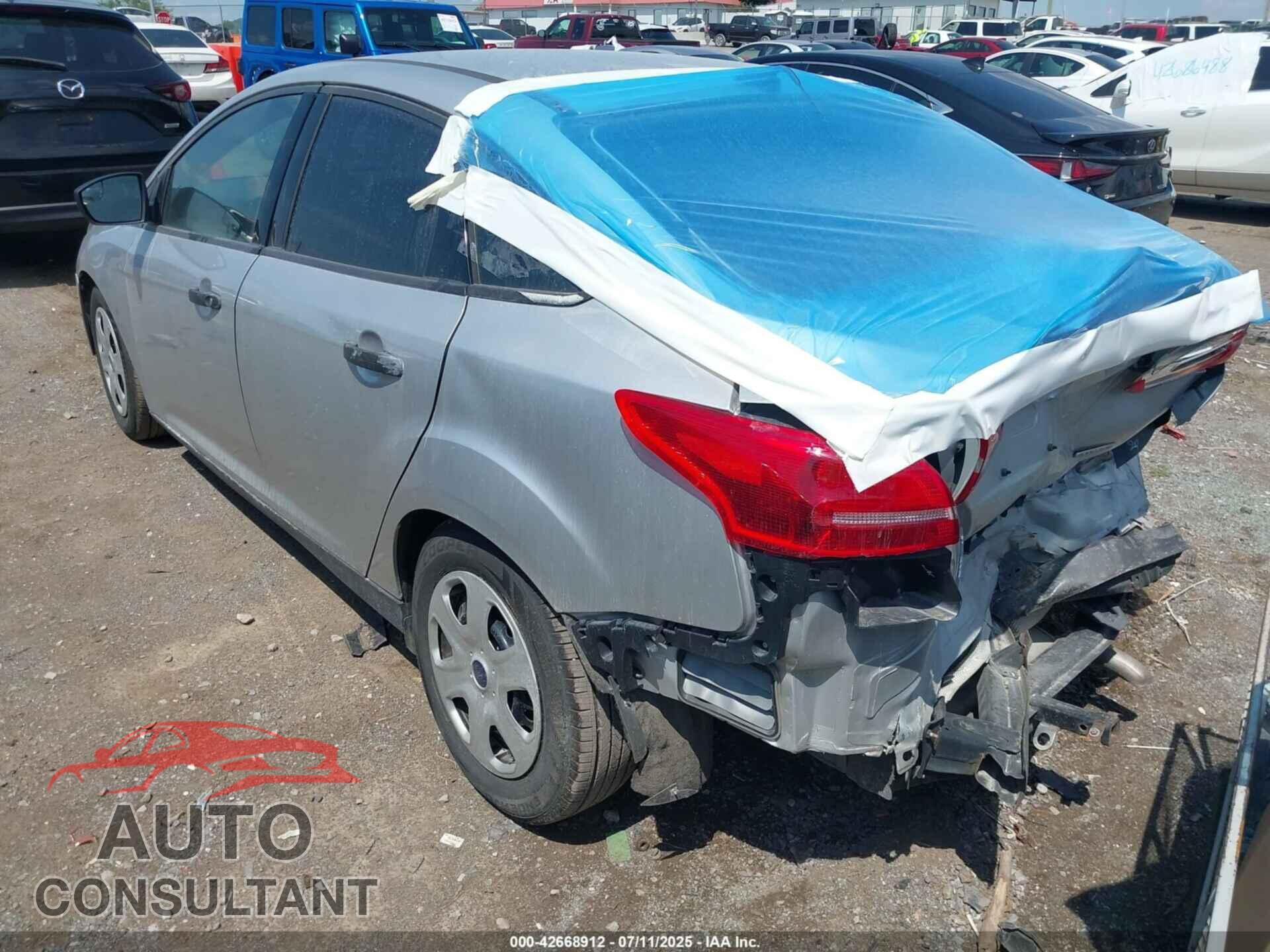 FORD FOCUS 2016 - 1FADP3E24GL367622