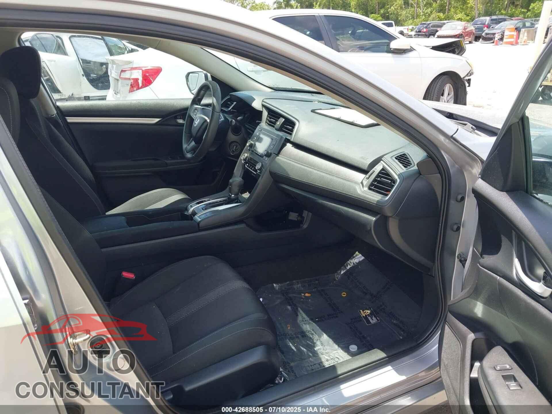 HONDA CIVIC 2017 - 19XFC2F55HE014060