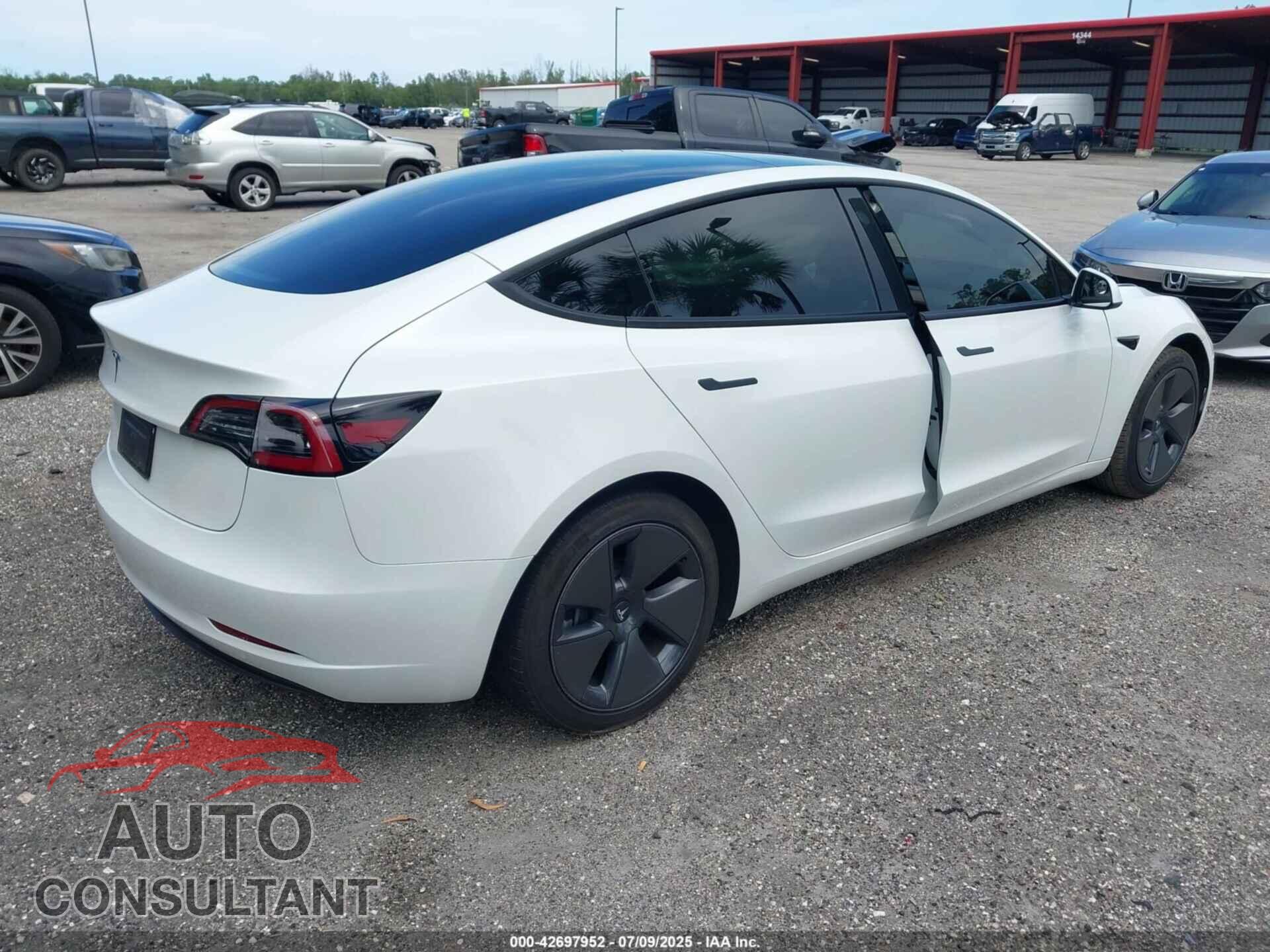 TESLA MODEL 3 2023 - 5YJ3E1EA6PF555276