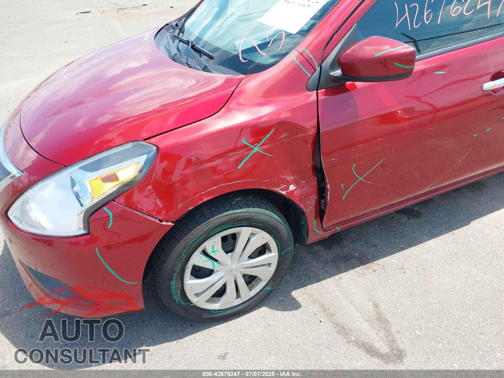 NISSAN VERSA 2019 - 3N1CN7AP3KL826319
