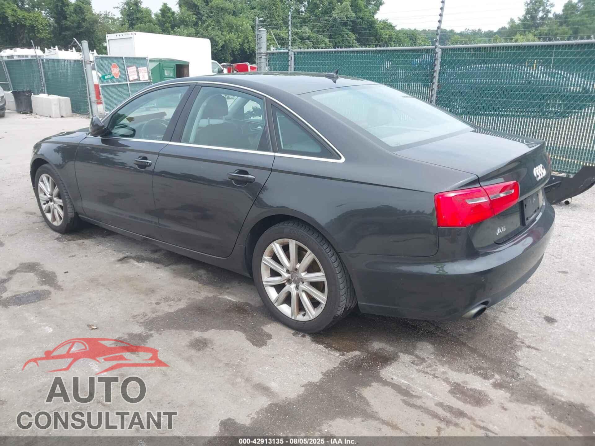 AUDI A6 2013 - WAUGFAFC4DN045632