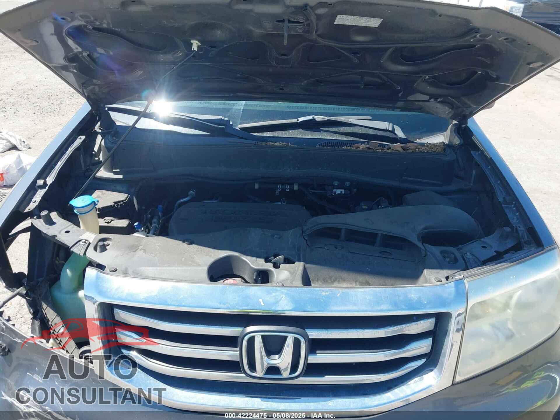 HONDA PILOT 2013 - 5FNYF4H59DB006637