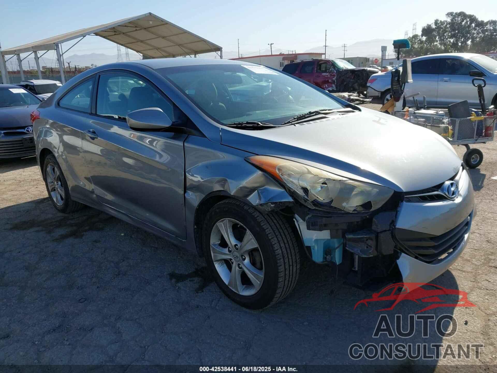 HYUNDAI ELANTRA 2013 - KMHDH6AE0DU003465