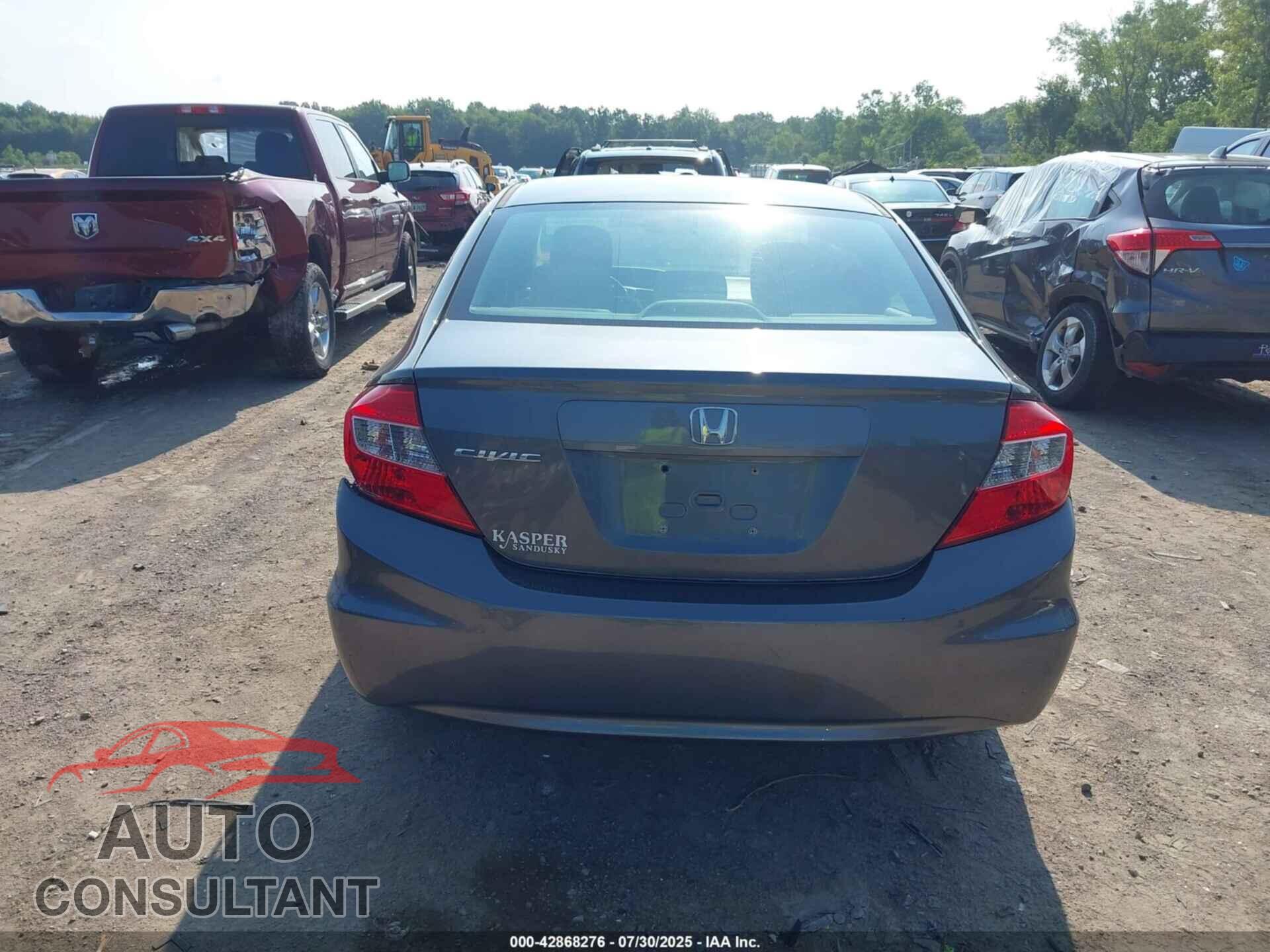HONDA CIVIC 2012 - 2HGFB2F94CH525196