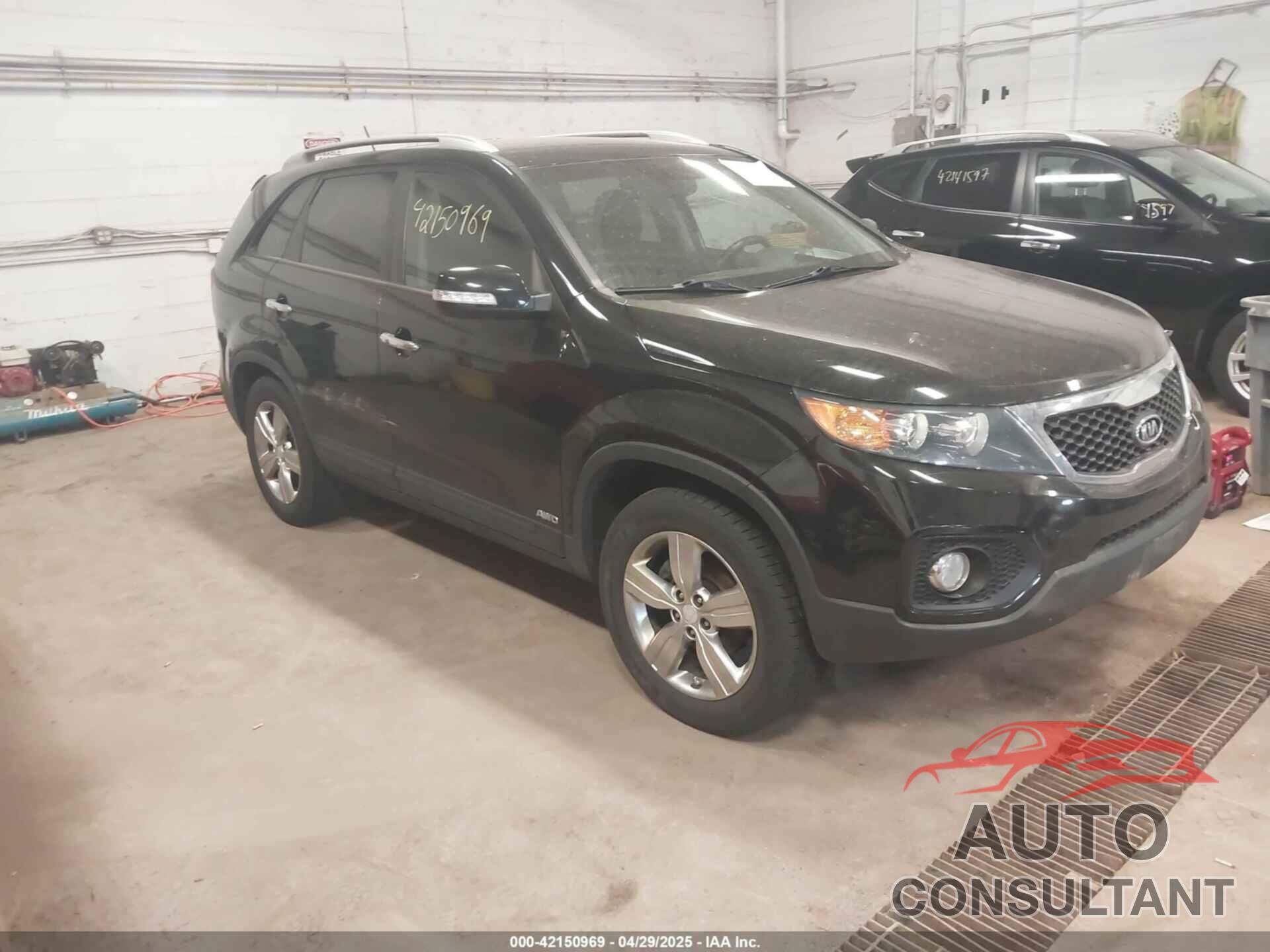 KIA SORENTO 2012 - 5XYKUDA67CG306585