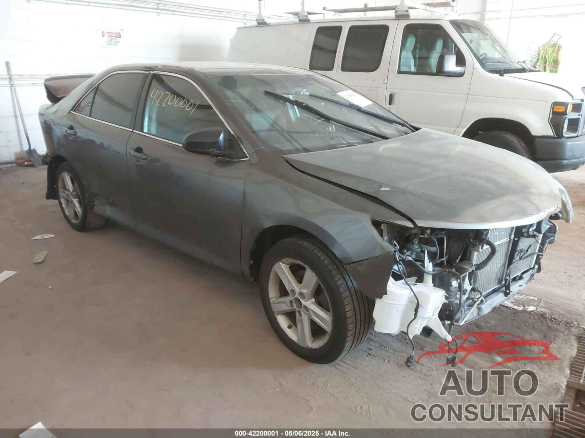 TOYOTA CAMRY HYBRID 2014 - 4T1BD1FK3EU119393