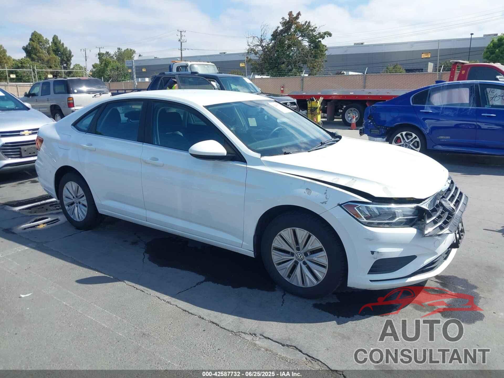VOLKSWAGEN JETTA 2019 - 3VWC57BU2KM043145