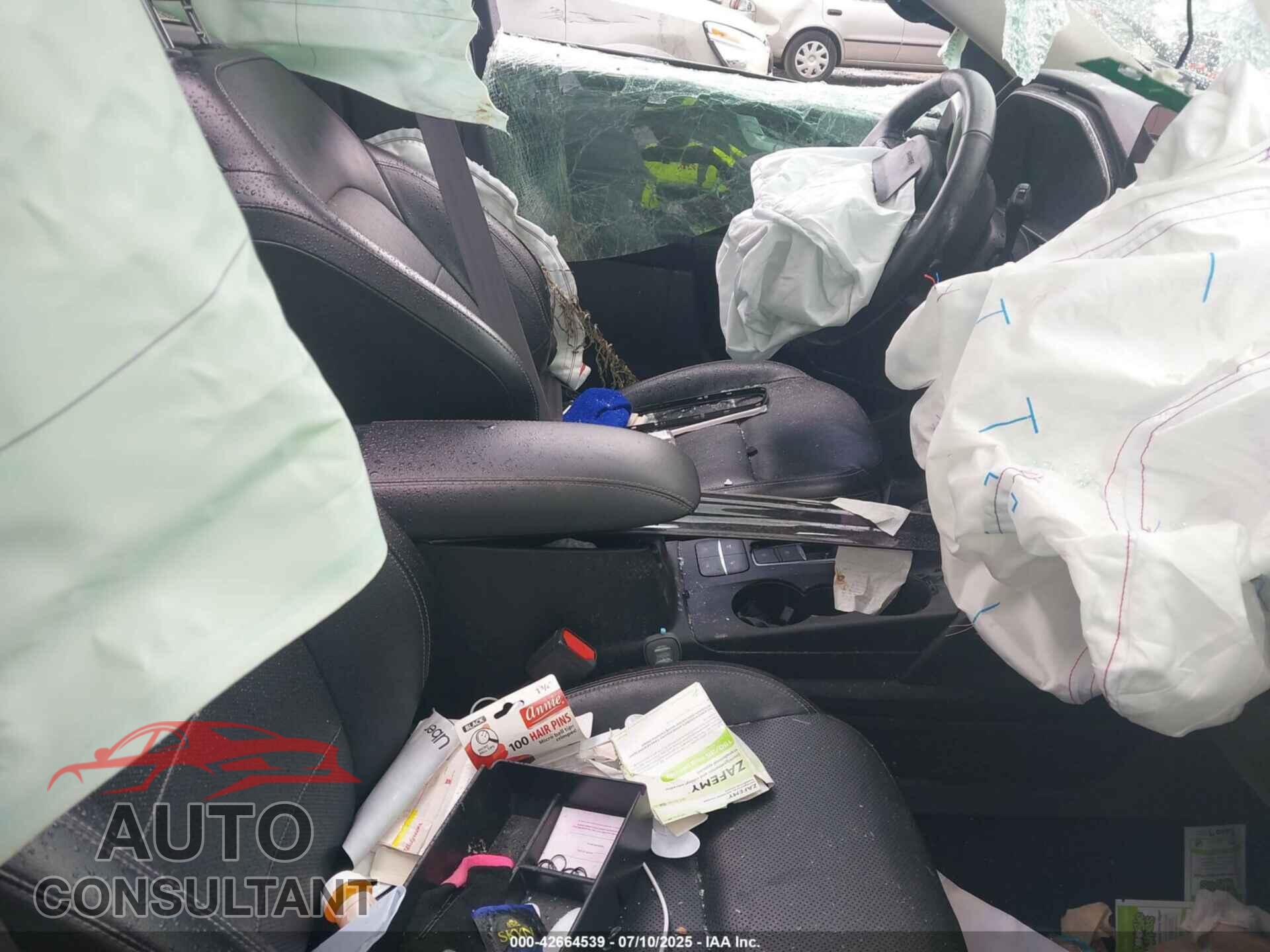 FORD ESCAPE 2020 - 1FMCU9J95LUB19979
