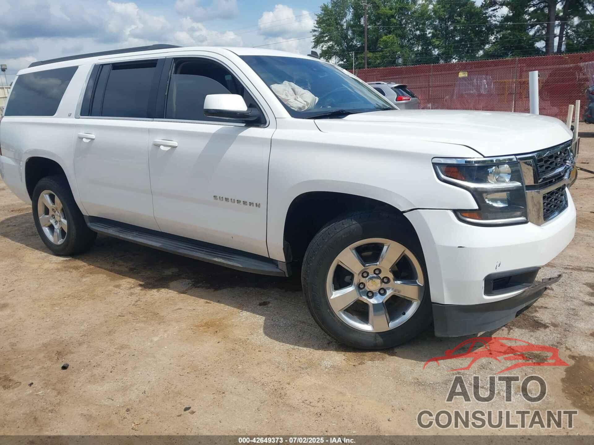 CHEVROLET SUBURBAN 1500 2015 - 1GNSCJKC4FR298108