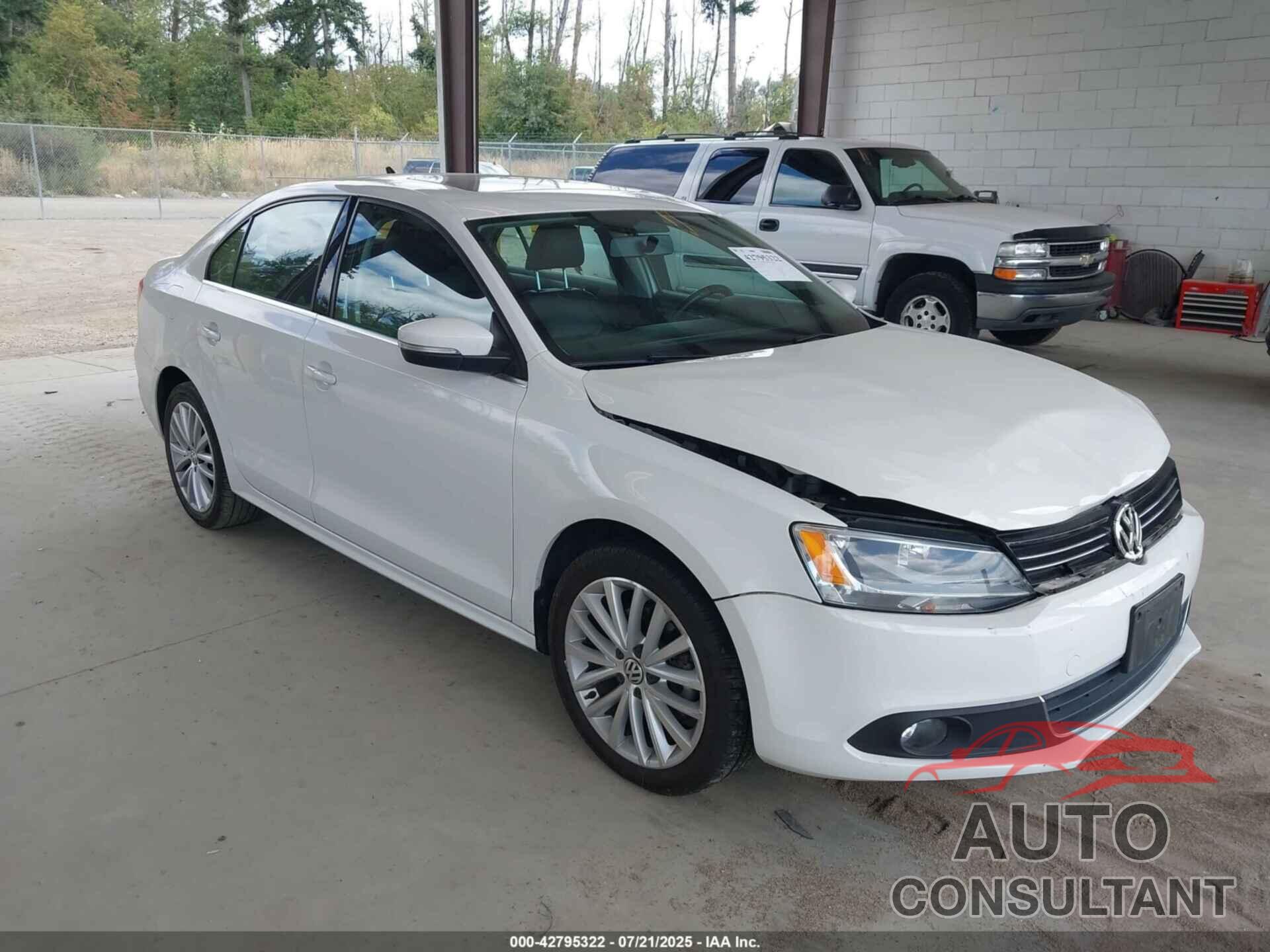 VOLKSWAGEN JETTA 2014 - 3VWL17AJXEM391248