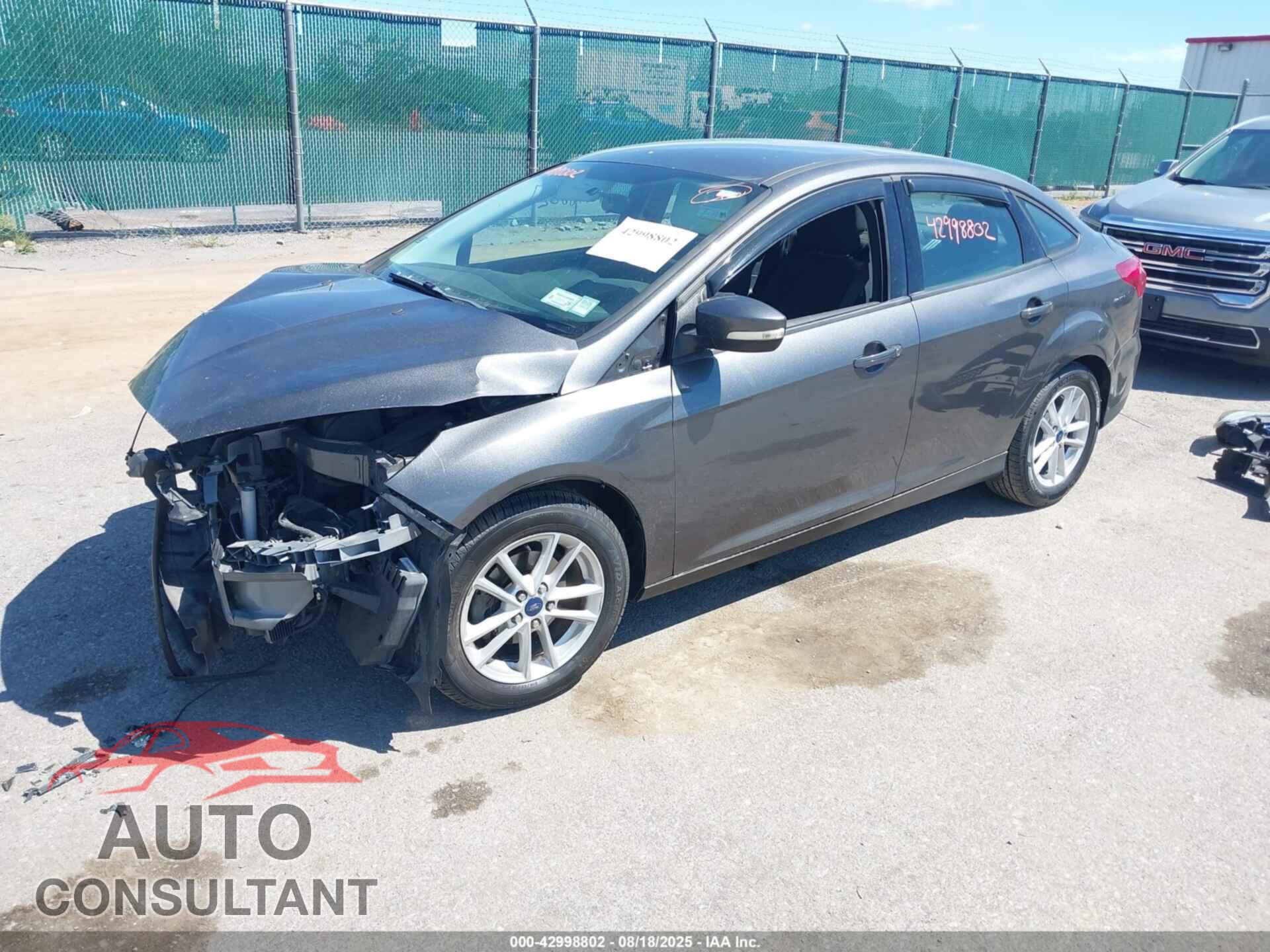 FORD FOCUS 2015 - 1FADP3F29FL209760
