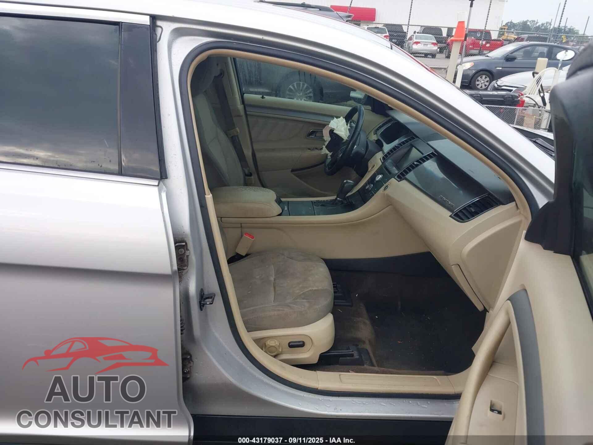 FORD TAURUS 2013 - 1FAHP2E83DG221152