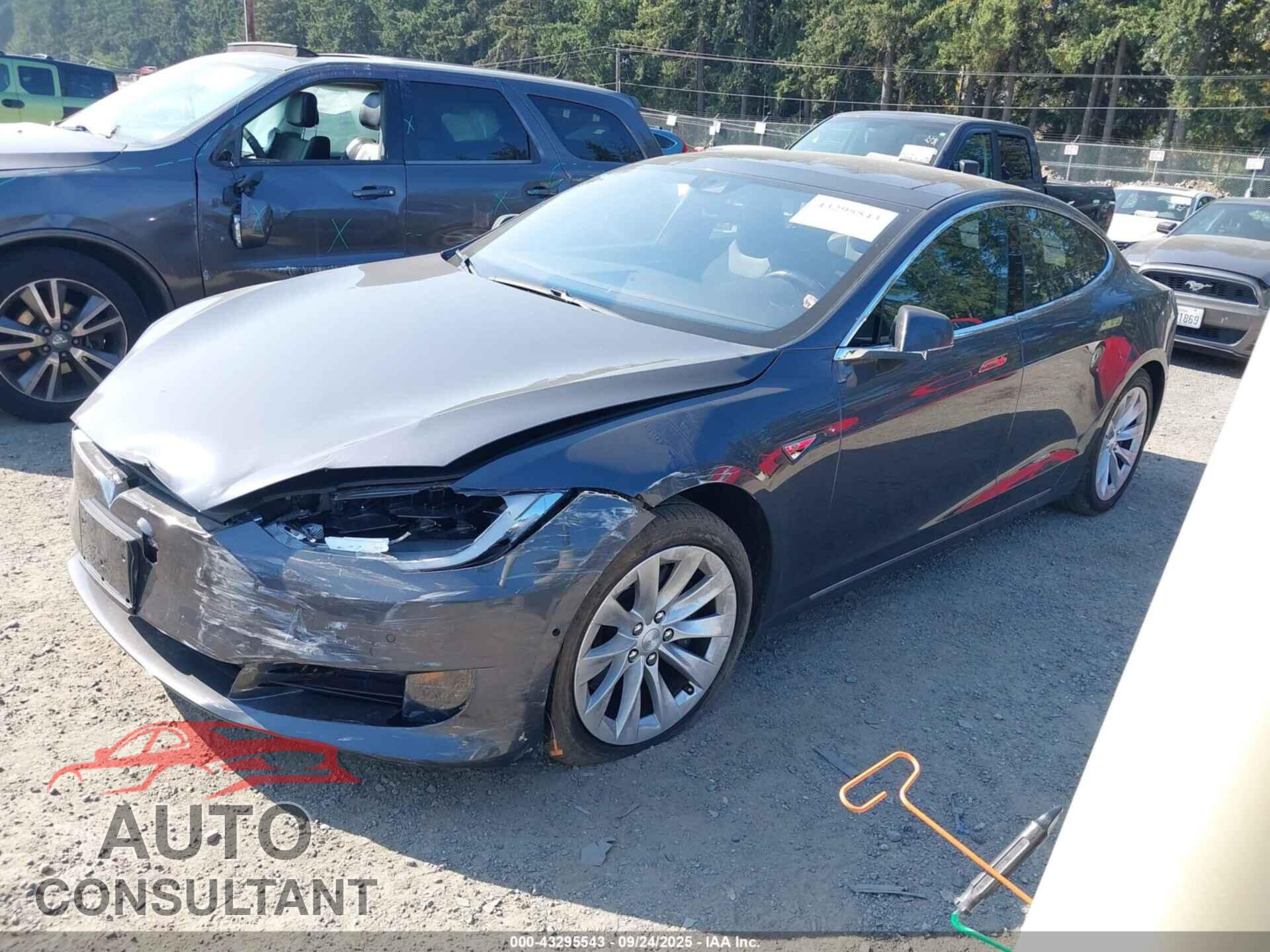 TESLA MODEL S 2016 - 5YJSA1E19GF151606